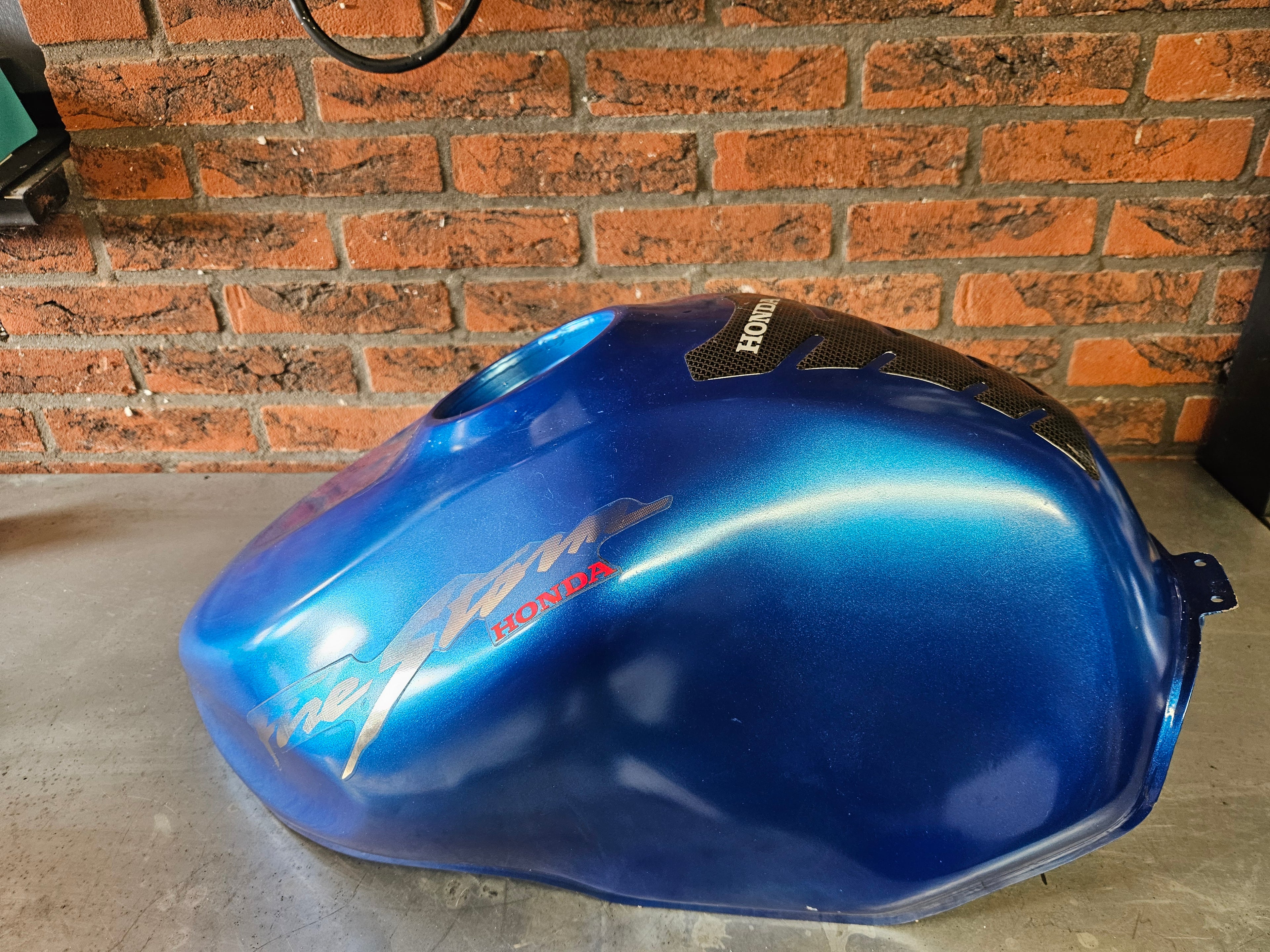 Honda VTR1000F brandstof tank