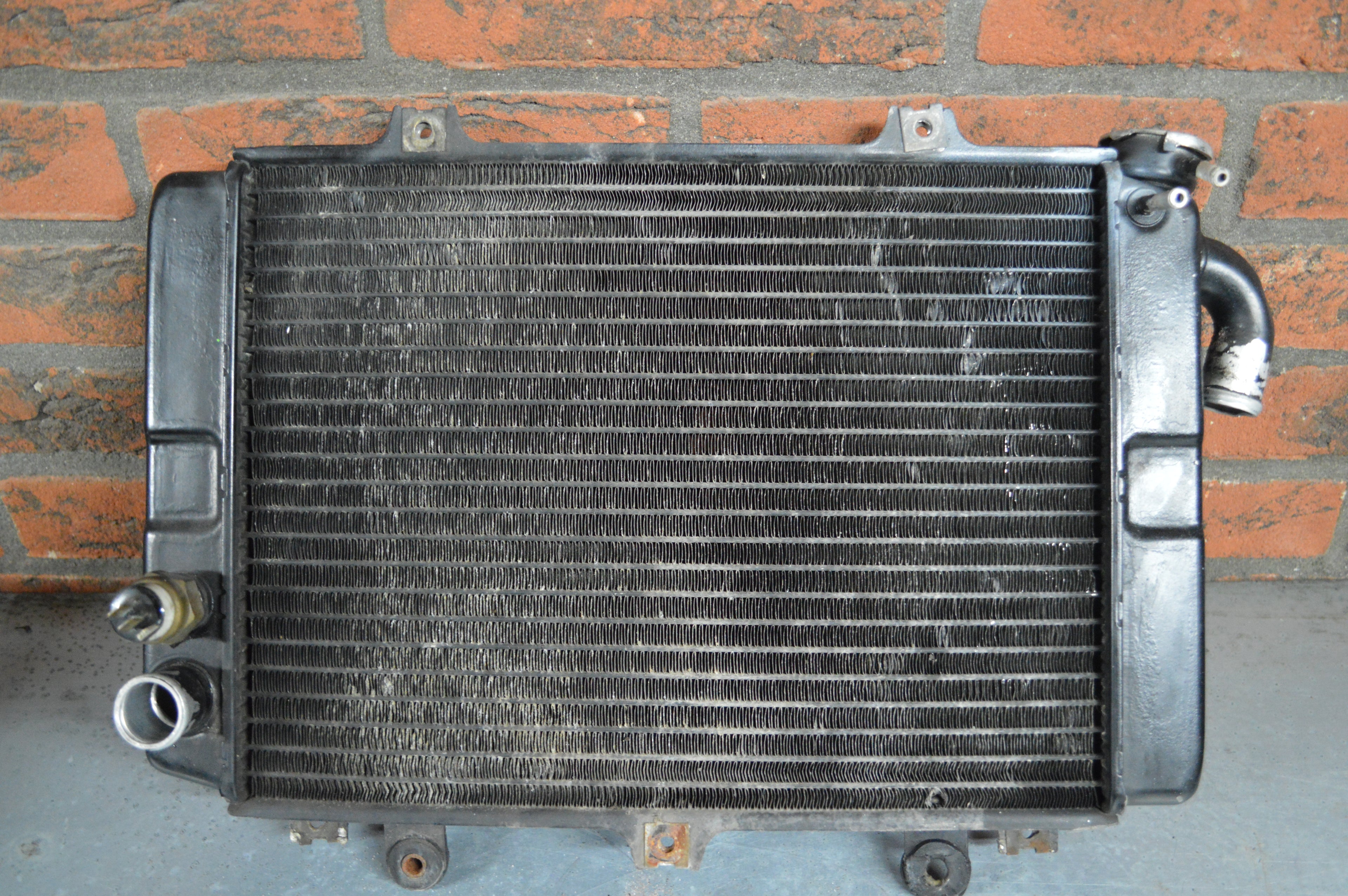 Kawasaki ZX6R radiator