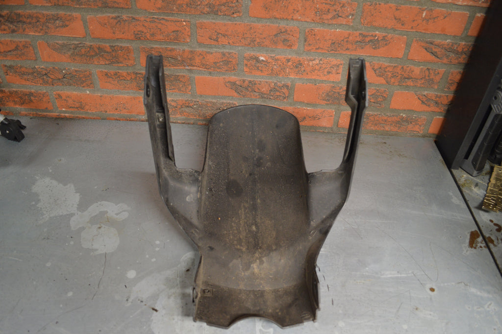 Yamaha FZR600 achter spatbord