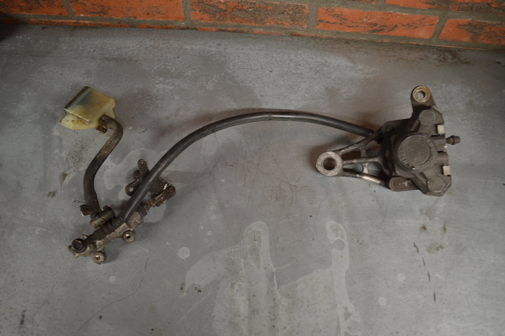 Suzuki GSX600F remsysteem achter