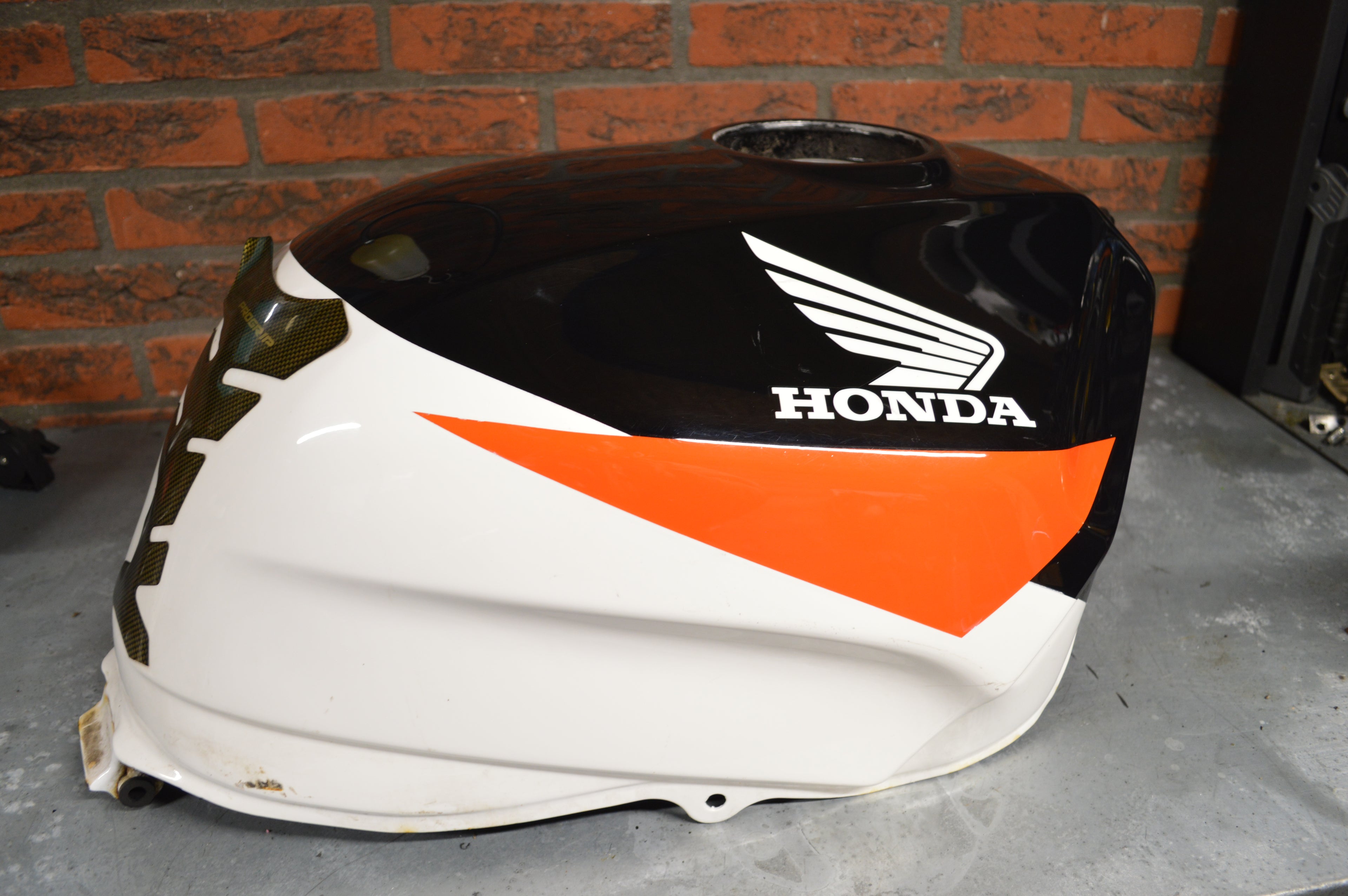 Honda CBR1000F brandstoftank