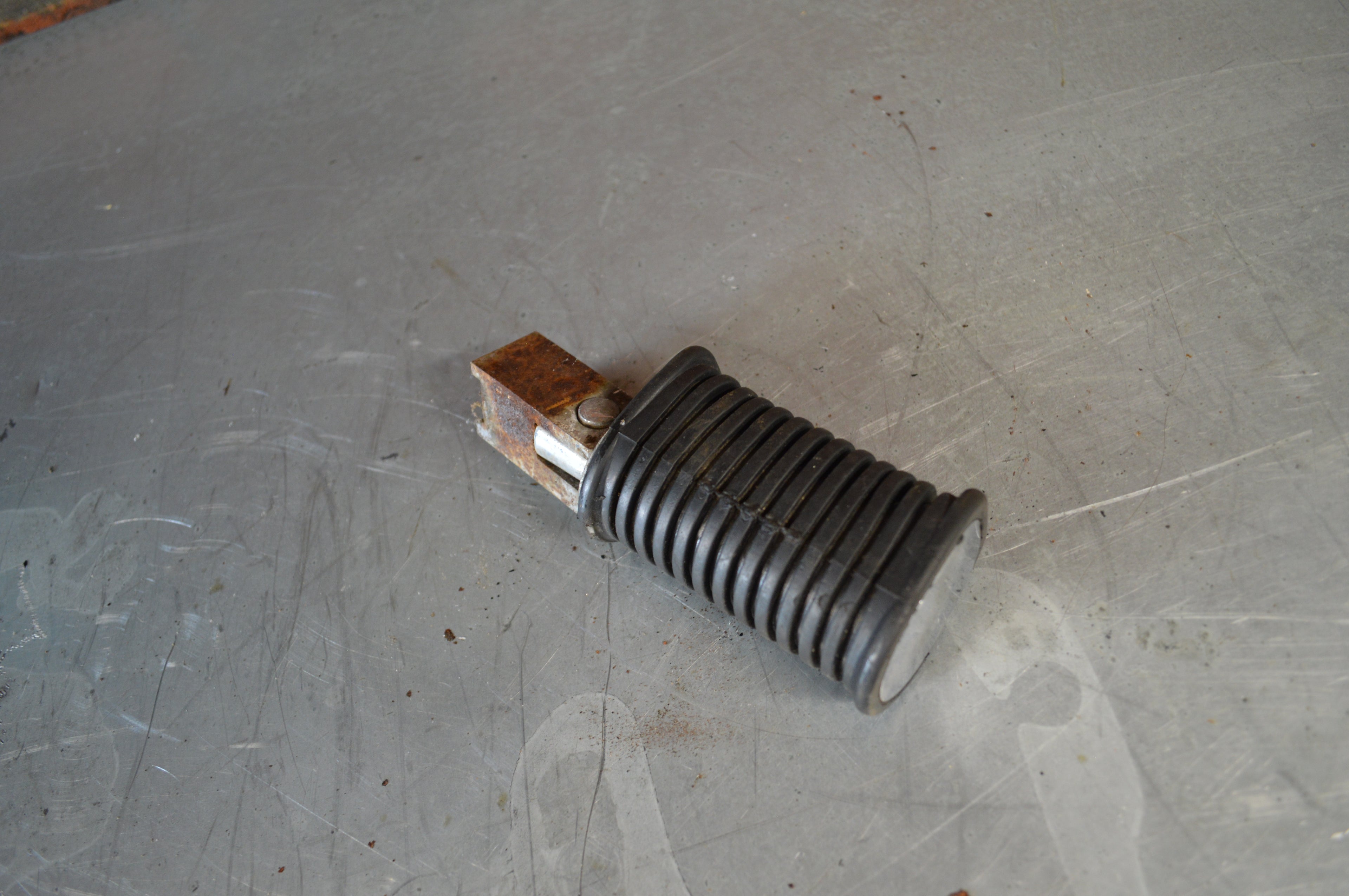 Suzuki LS650 Duosteun links