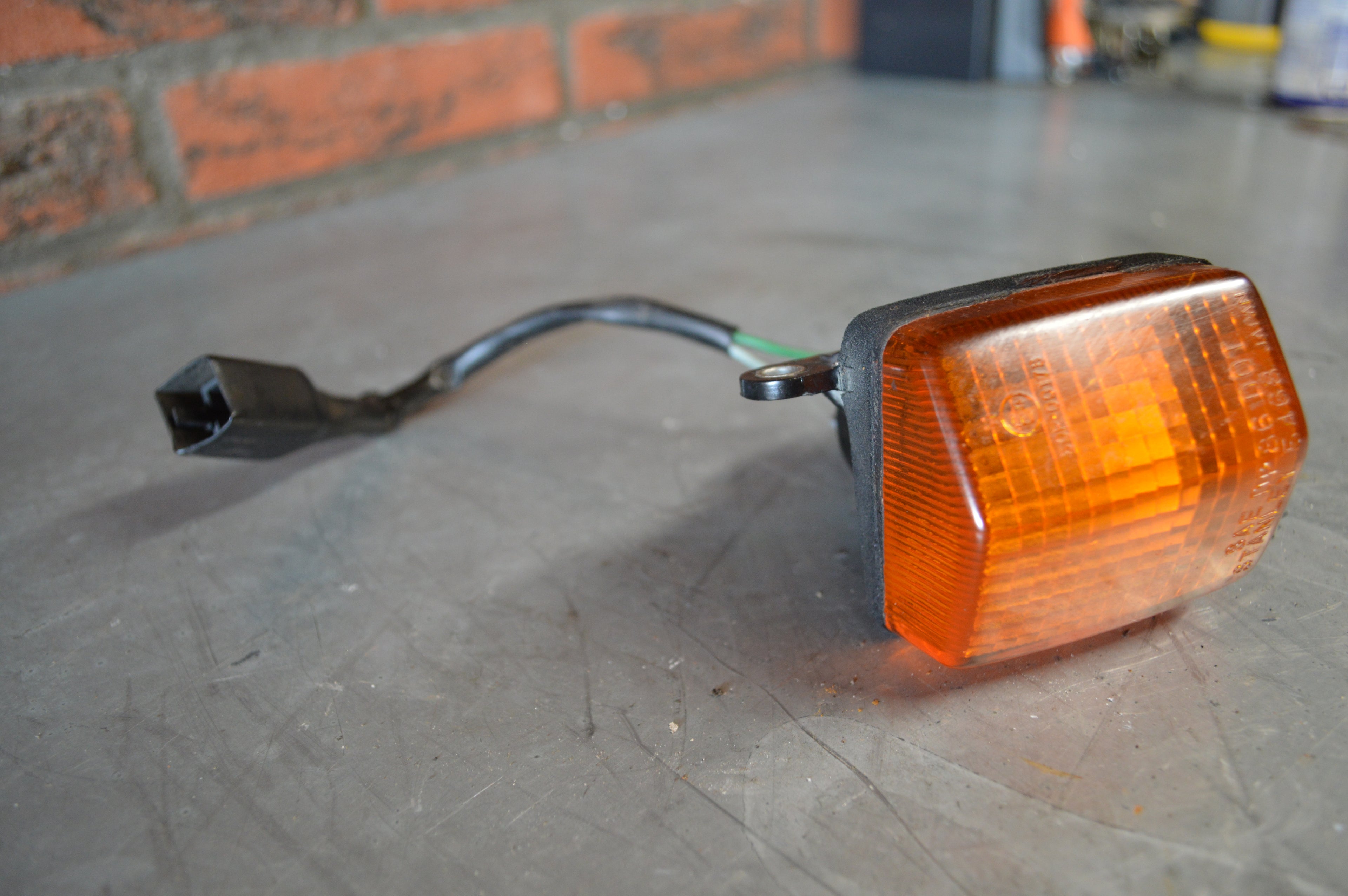 Honda CBR600F knipperlicht links voor
