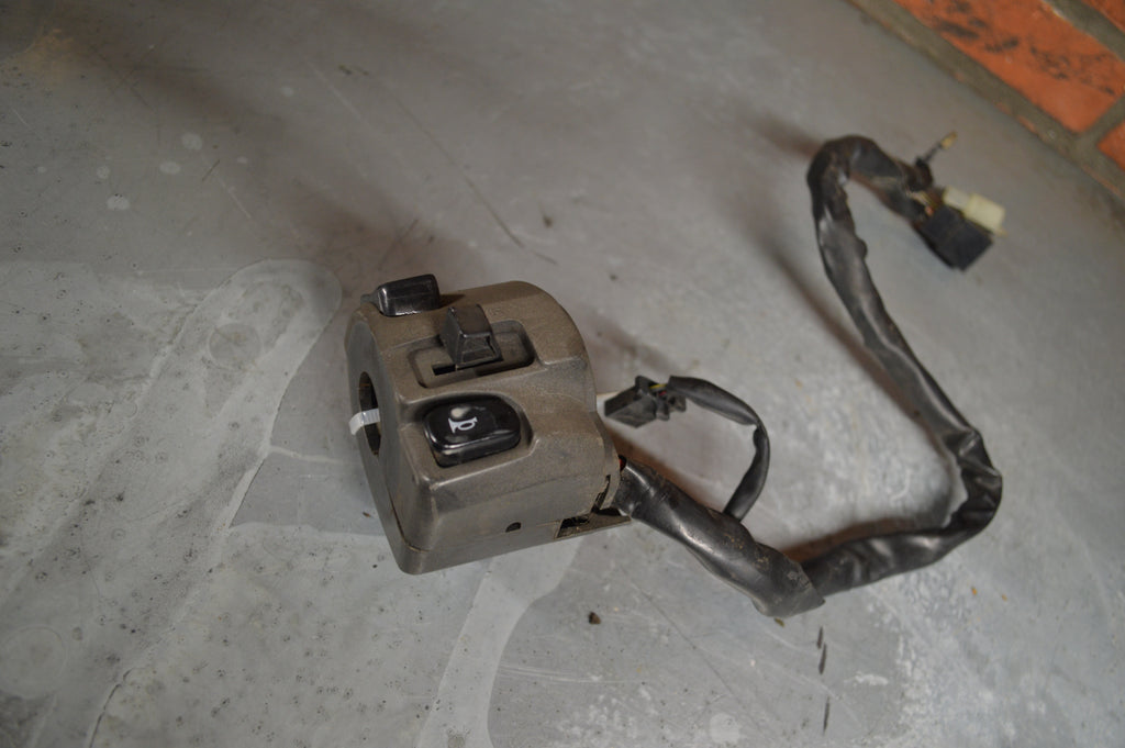 Kawasaki ZX6R stuurbediening links