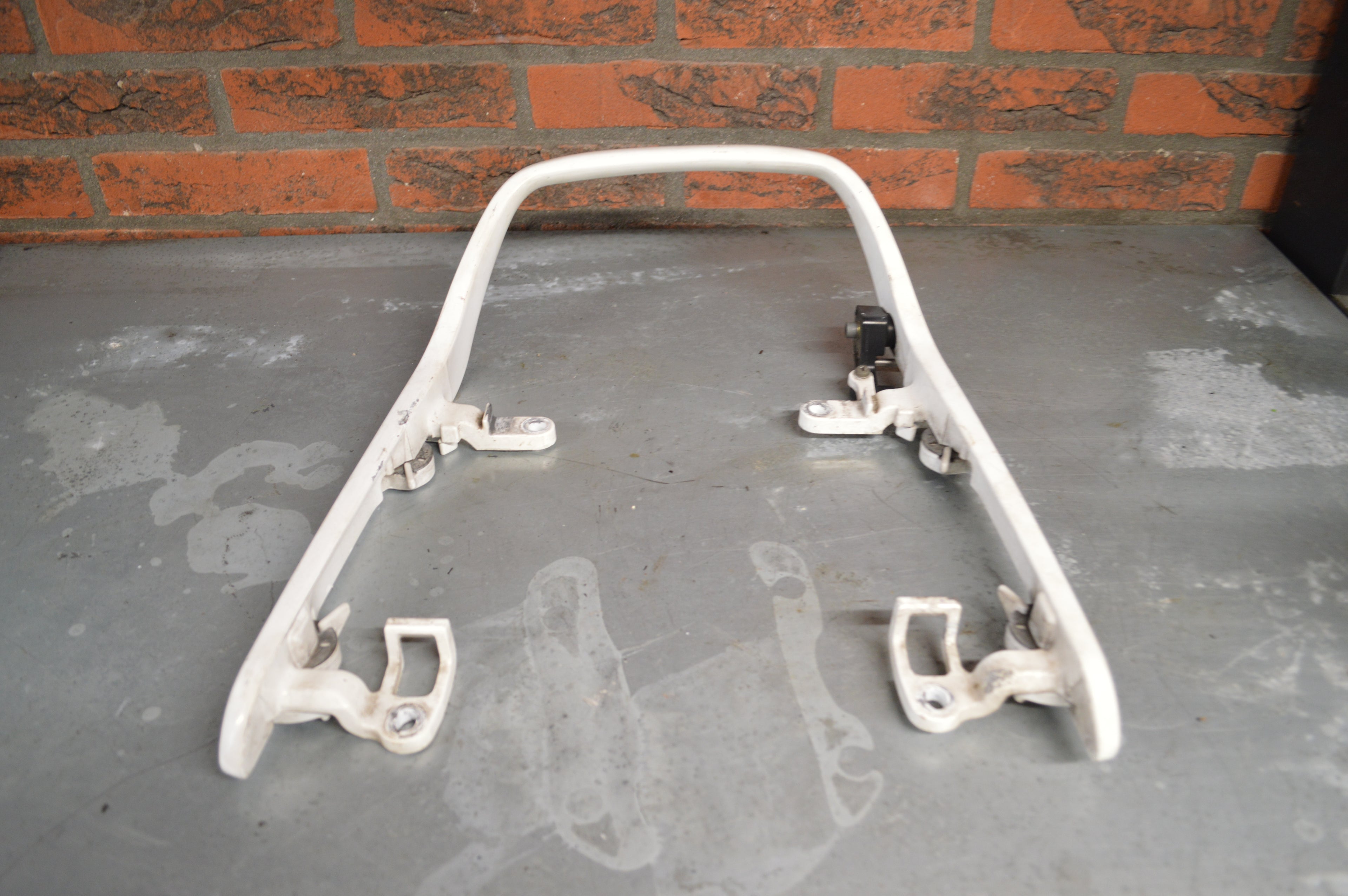 Honda CBR1000F handvat achter