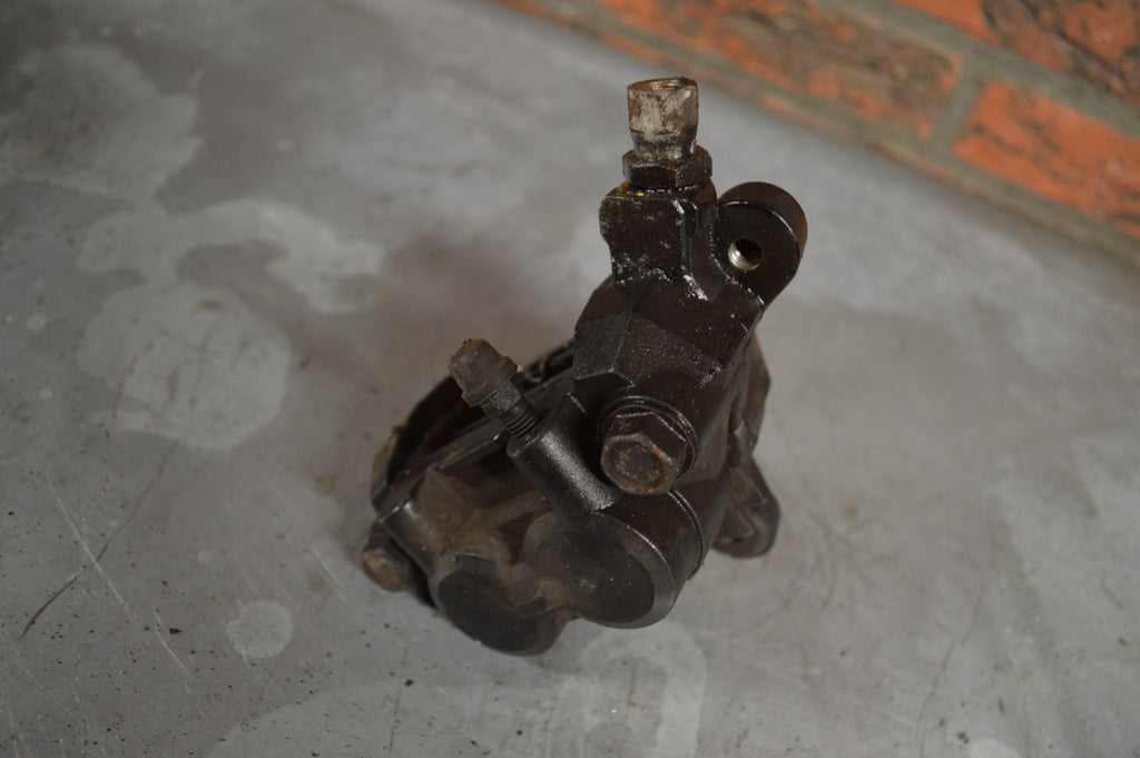 Suzuki GSX600F remklauw links