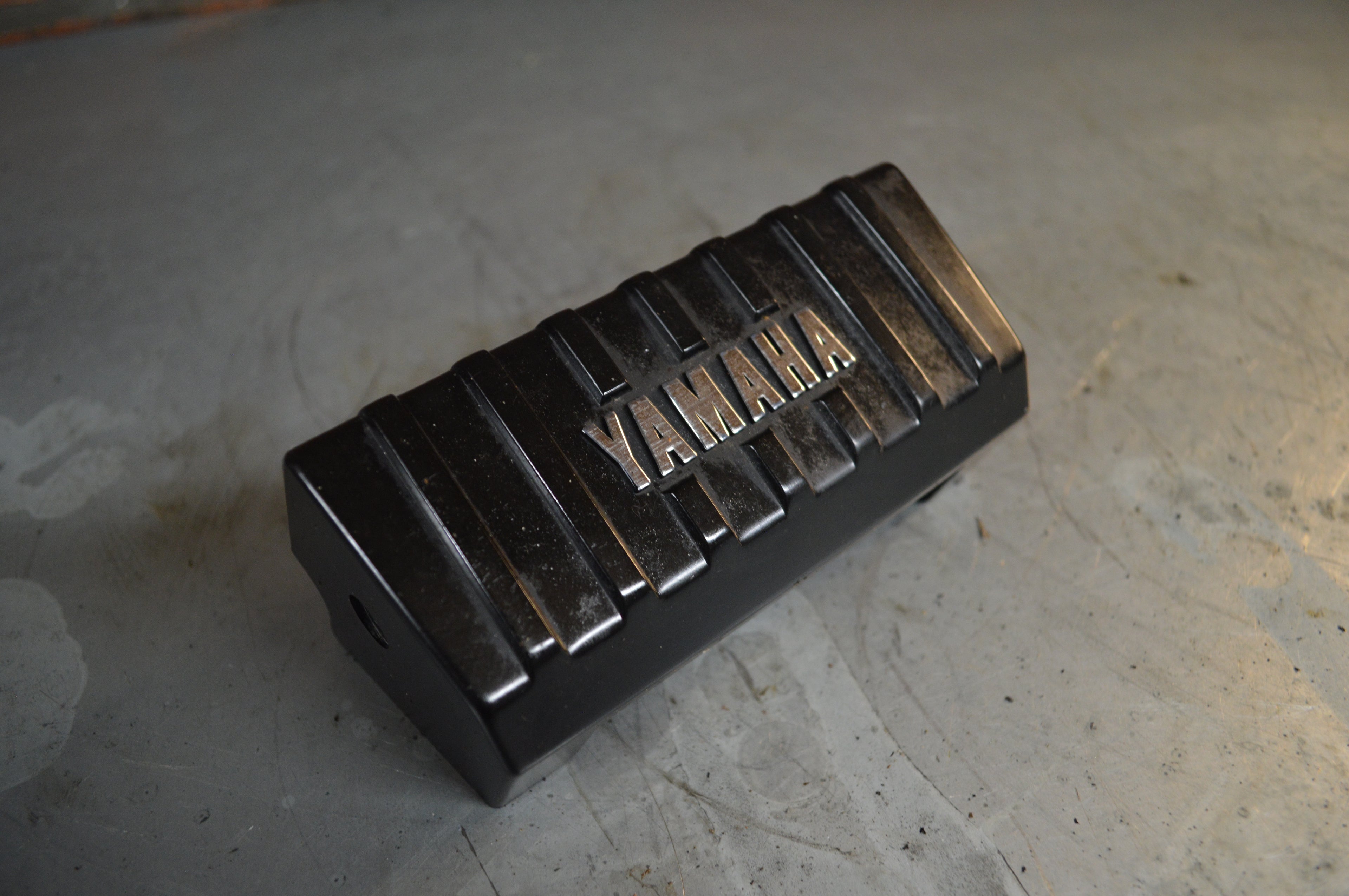 Yamaha YX600T front cover
