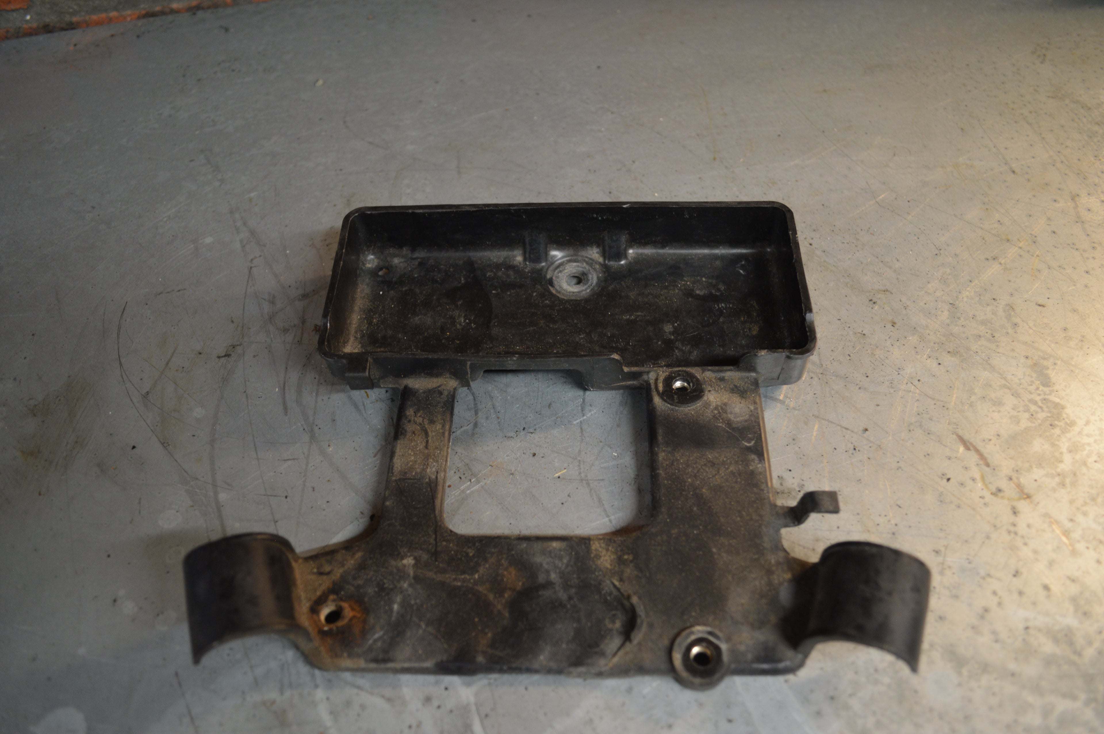 Yamaha YX600T gereedschap bakje