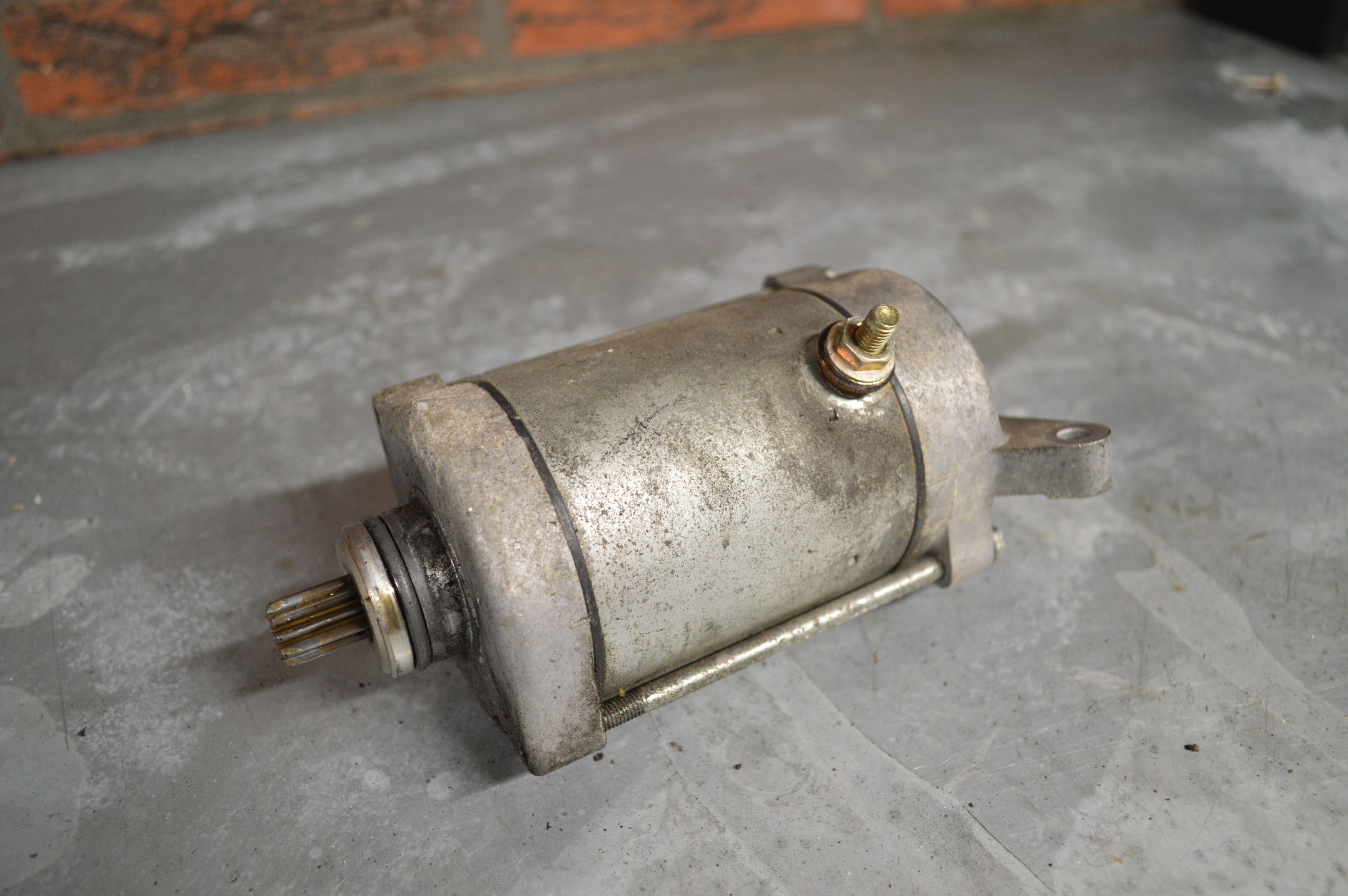Honda CBR1000F startmotor