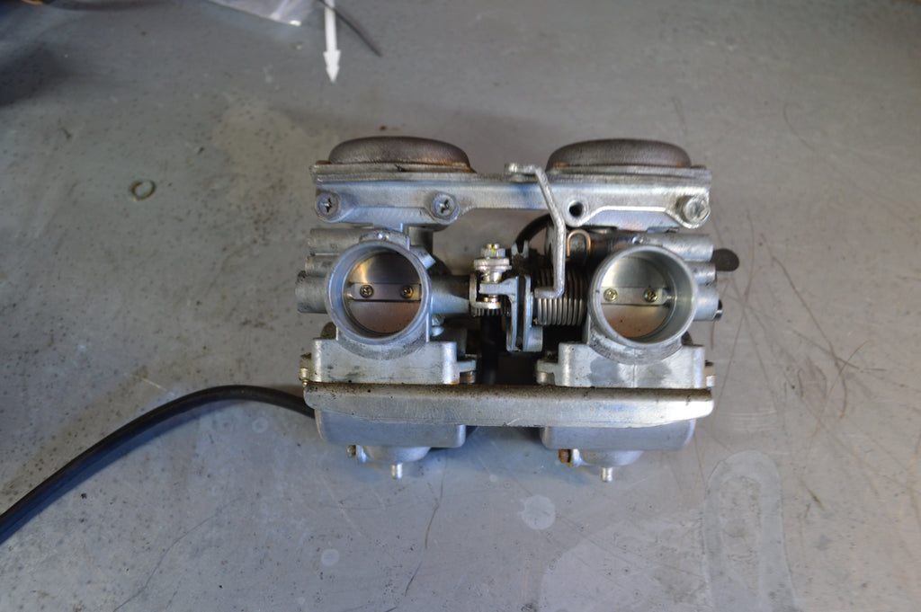 Kawasaki KZ305LTD carburateur 1