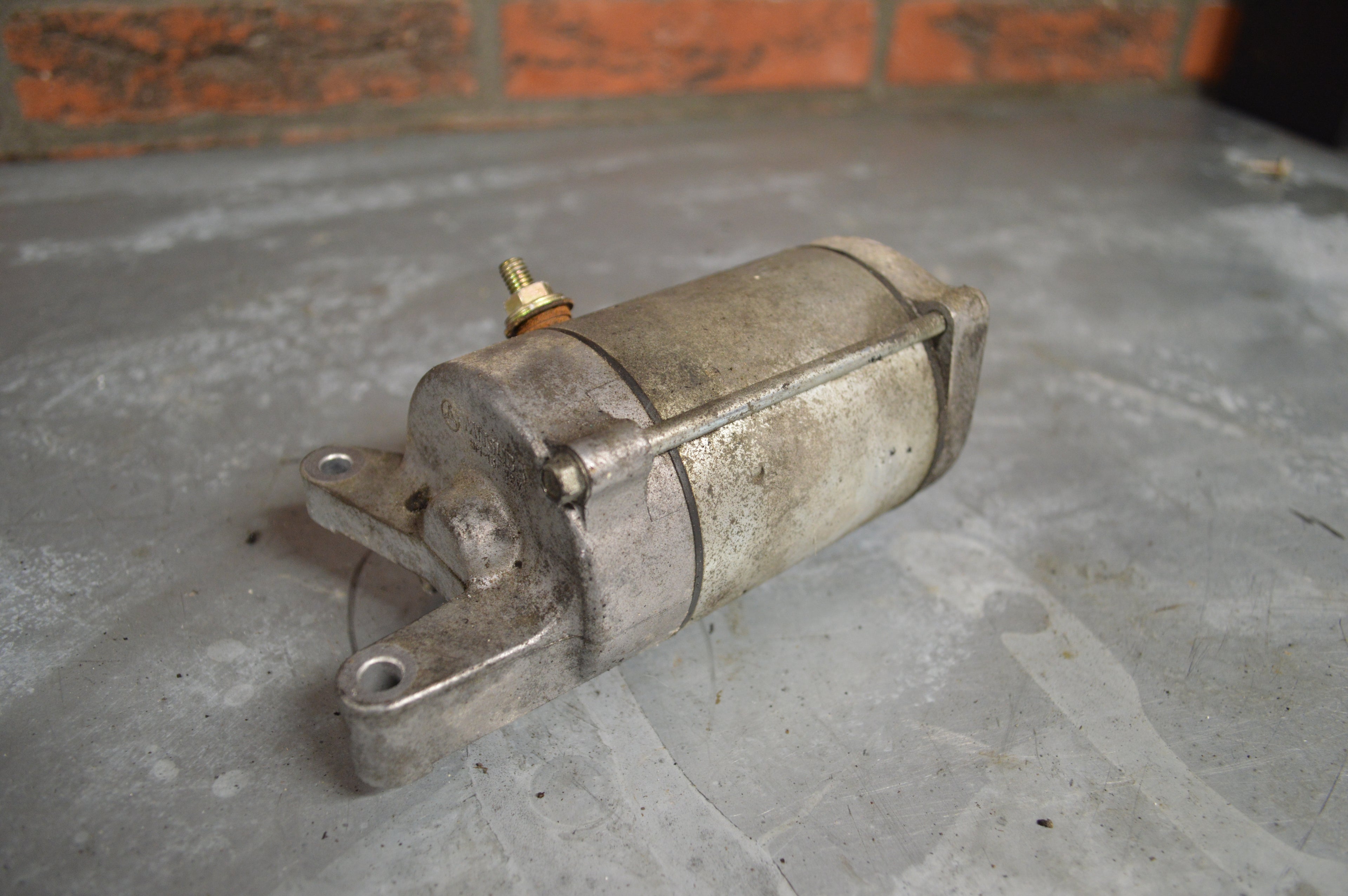 Honda CBR1000F startmotor