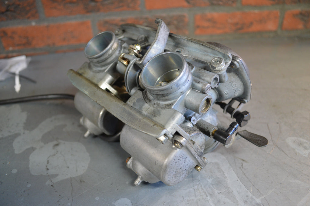 Kawasaki KZ305LTD carburateur 1