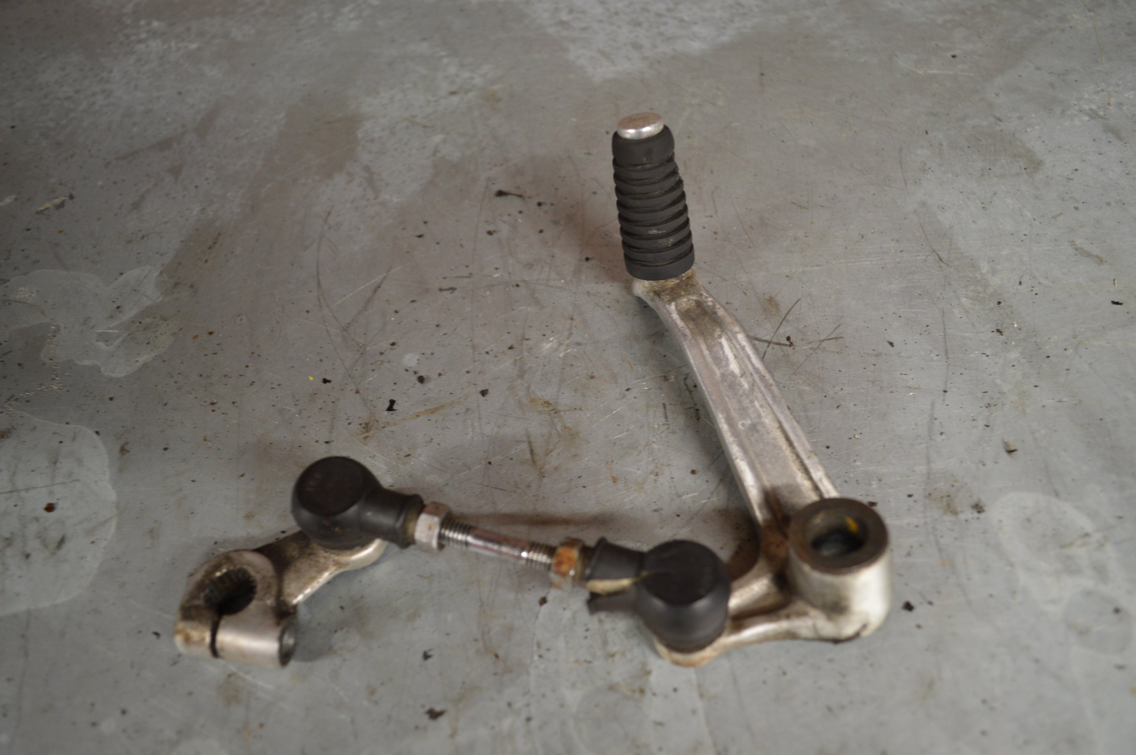 Suzuki GSX600F schakel mechanisme