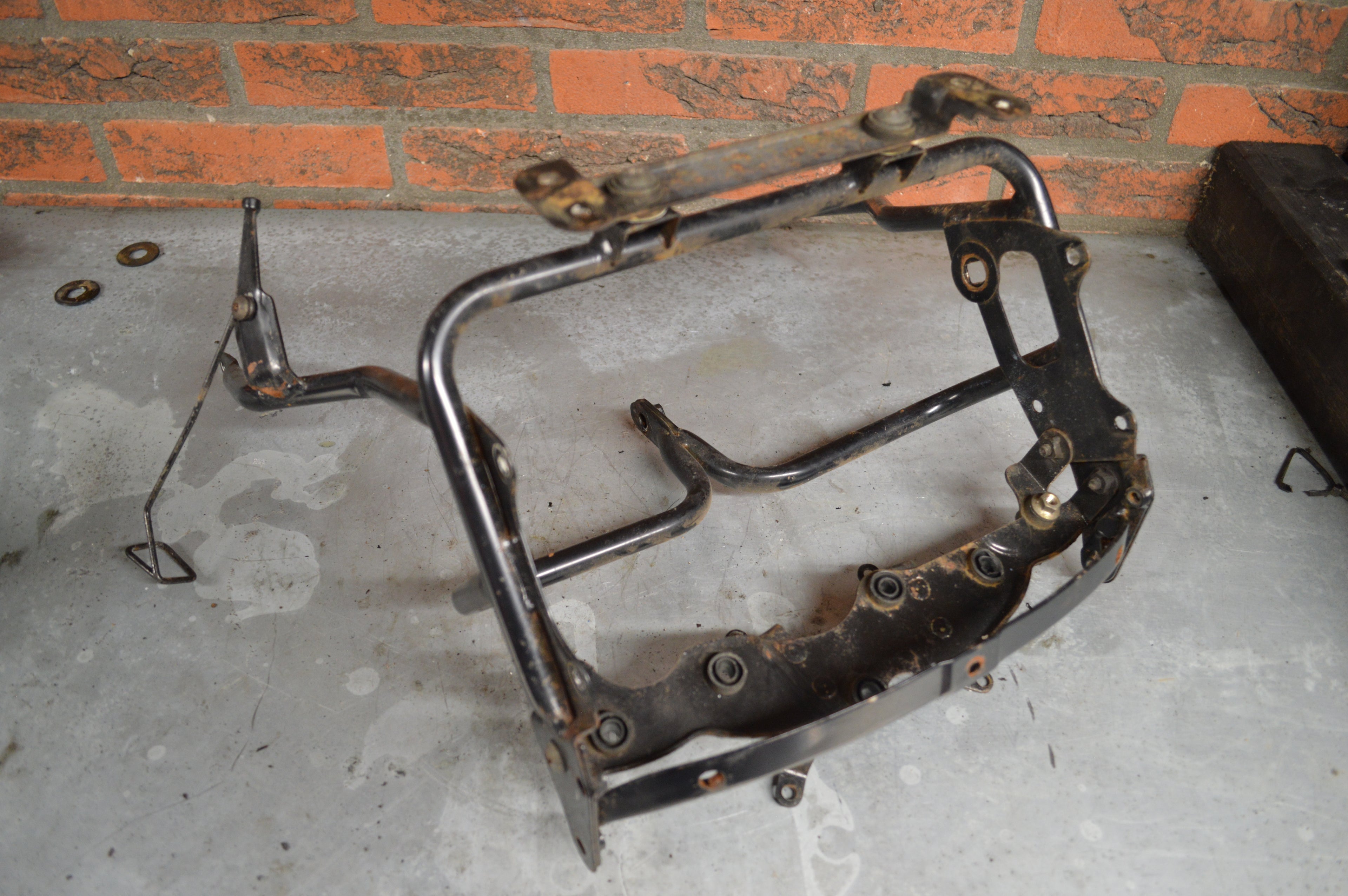 Suzuki GSX600F topkuip frame