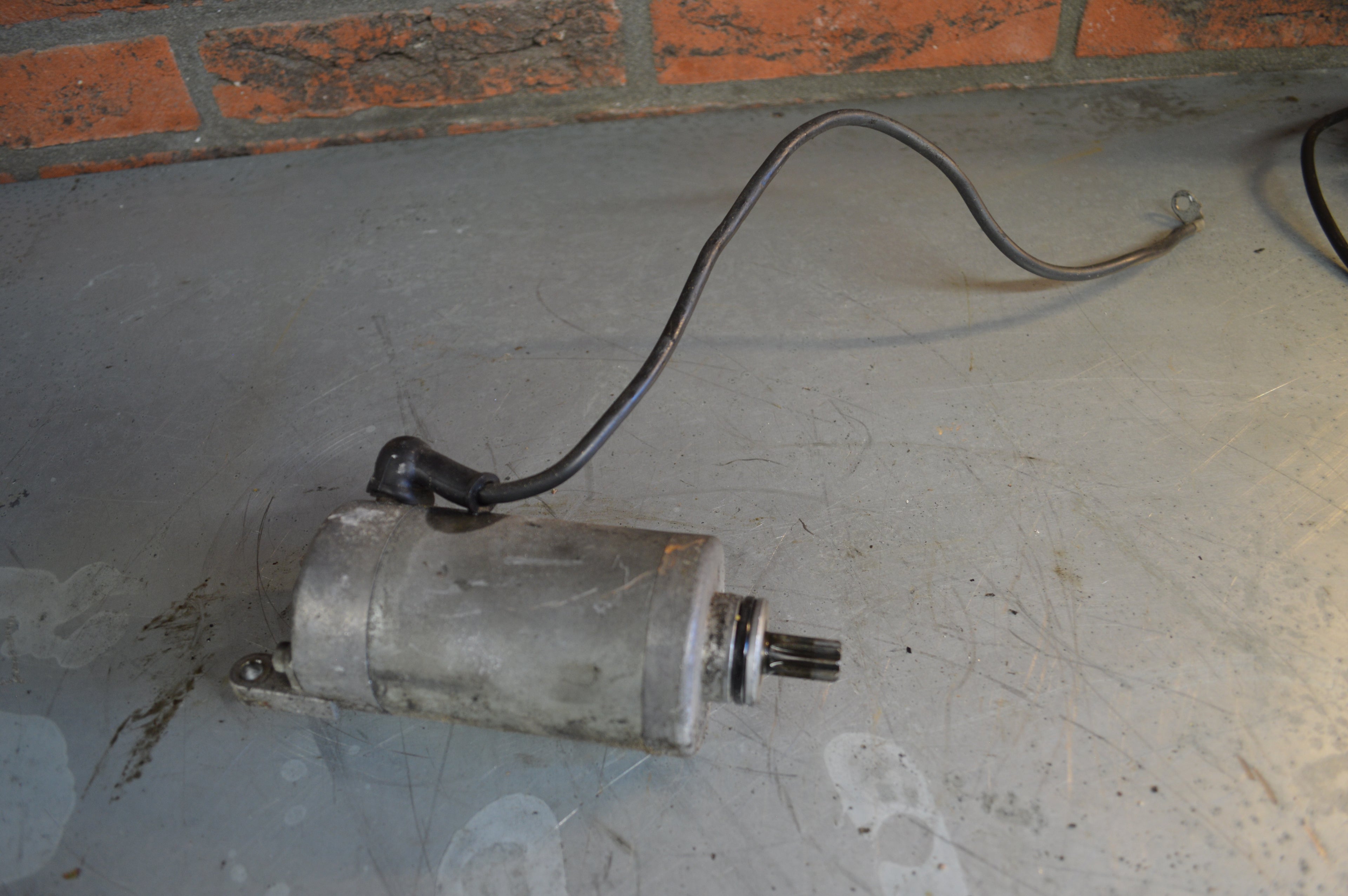 Kawasaki KZ305LTD startmotor