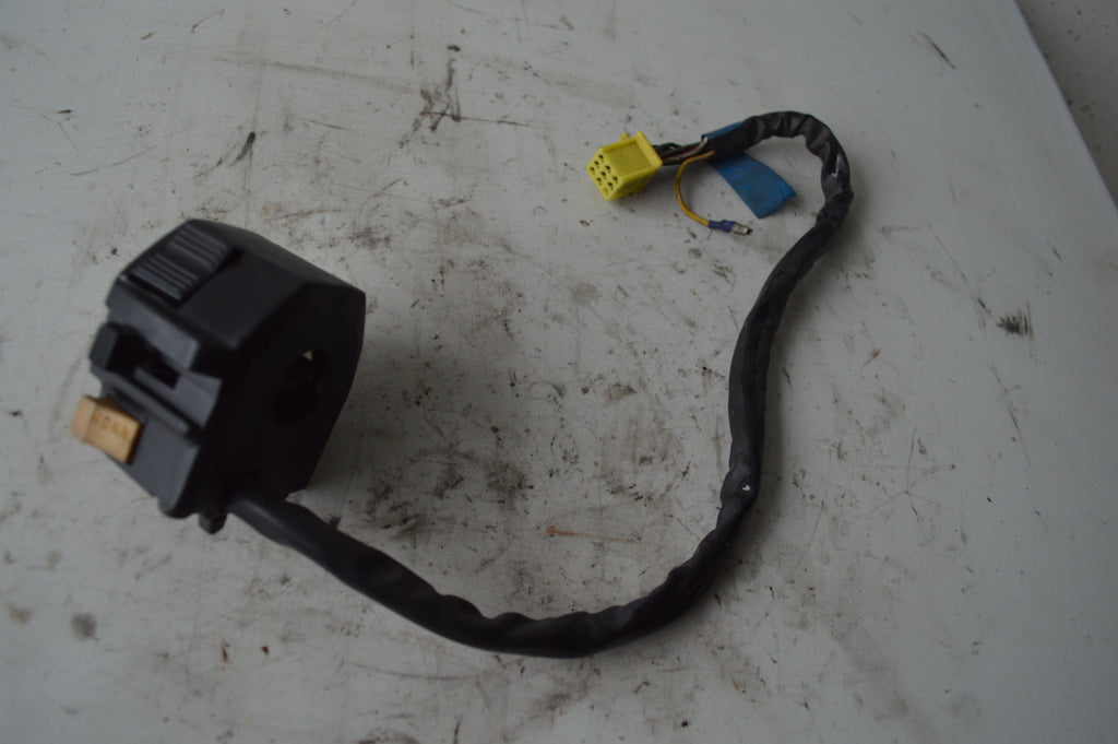 Suzuki GSX750R stuurbediening links