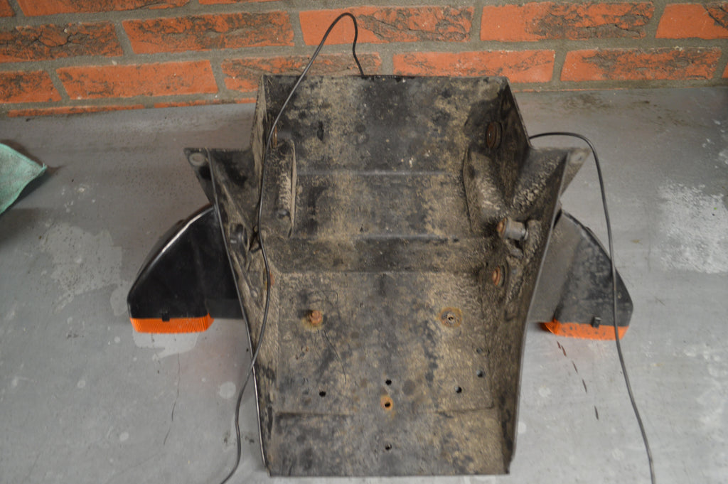 Honda CBR1000F plaathouder