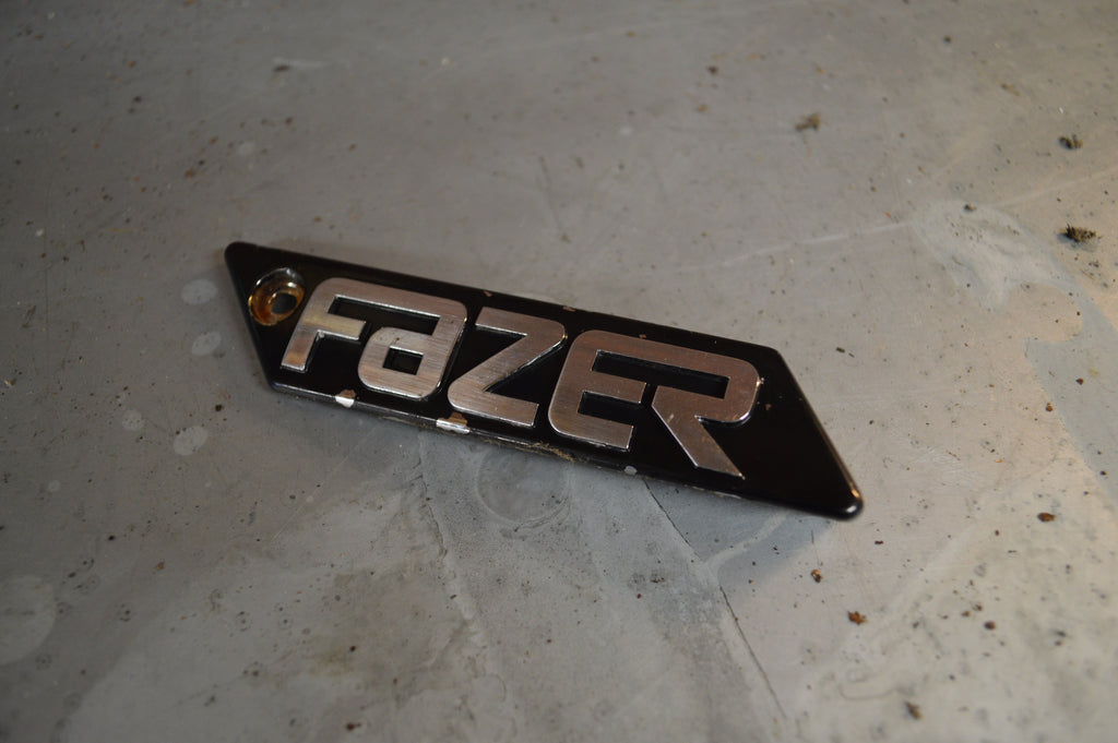 Yamaha FZX700 fazer logo links