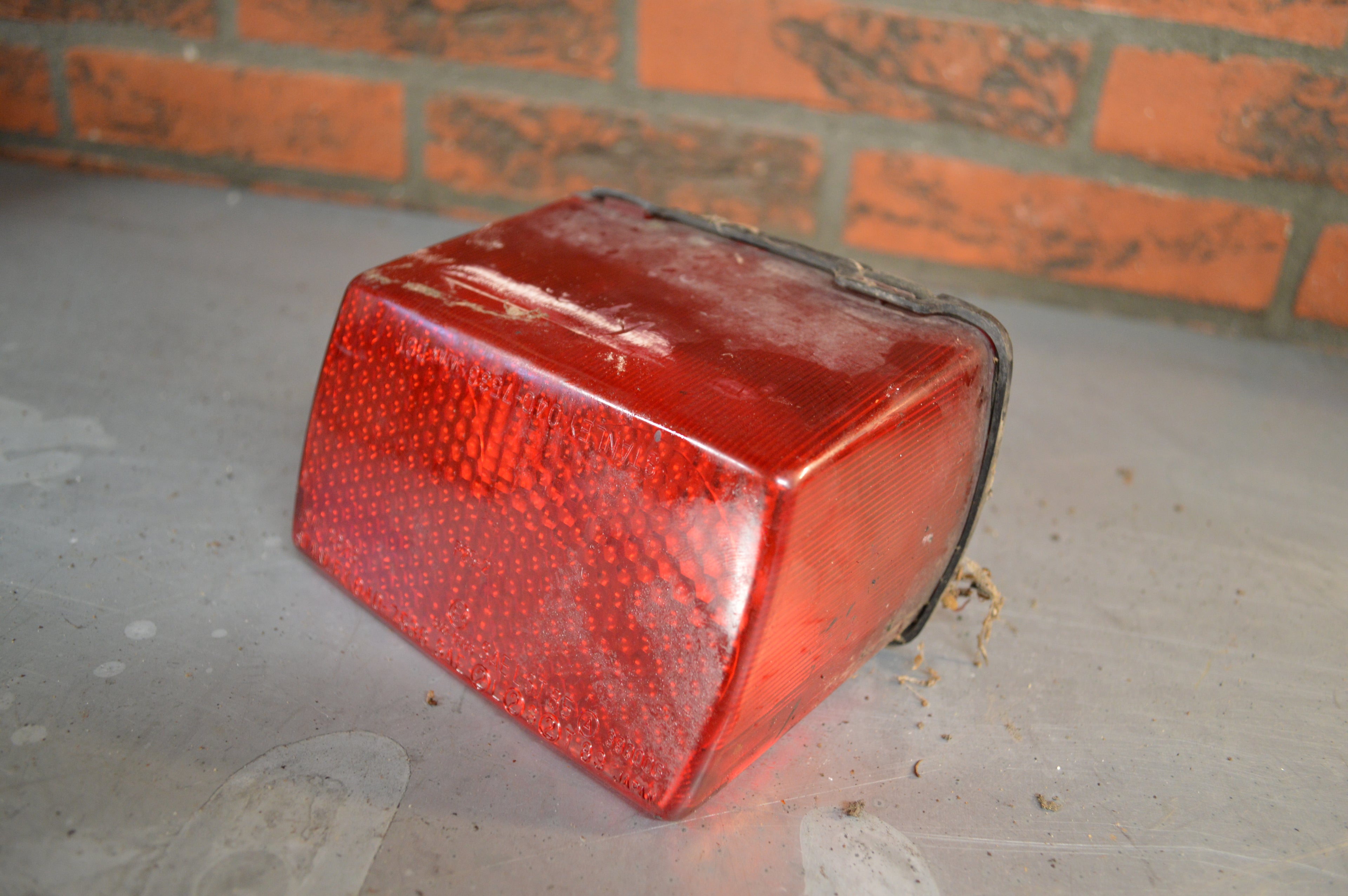 Yamaha FZX700 achterlicht