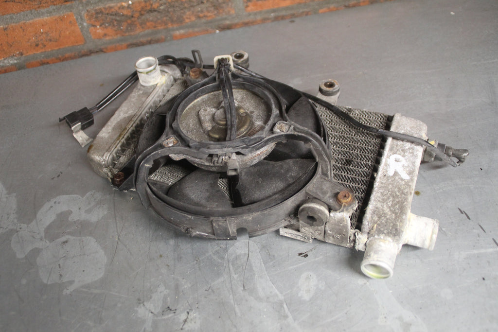 Honda VTR1000F radiator rechts