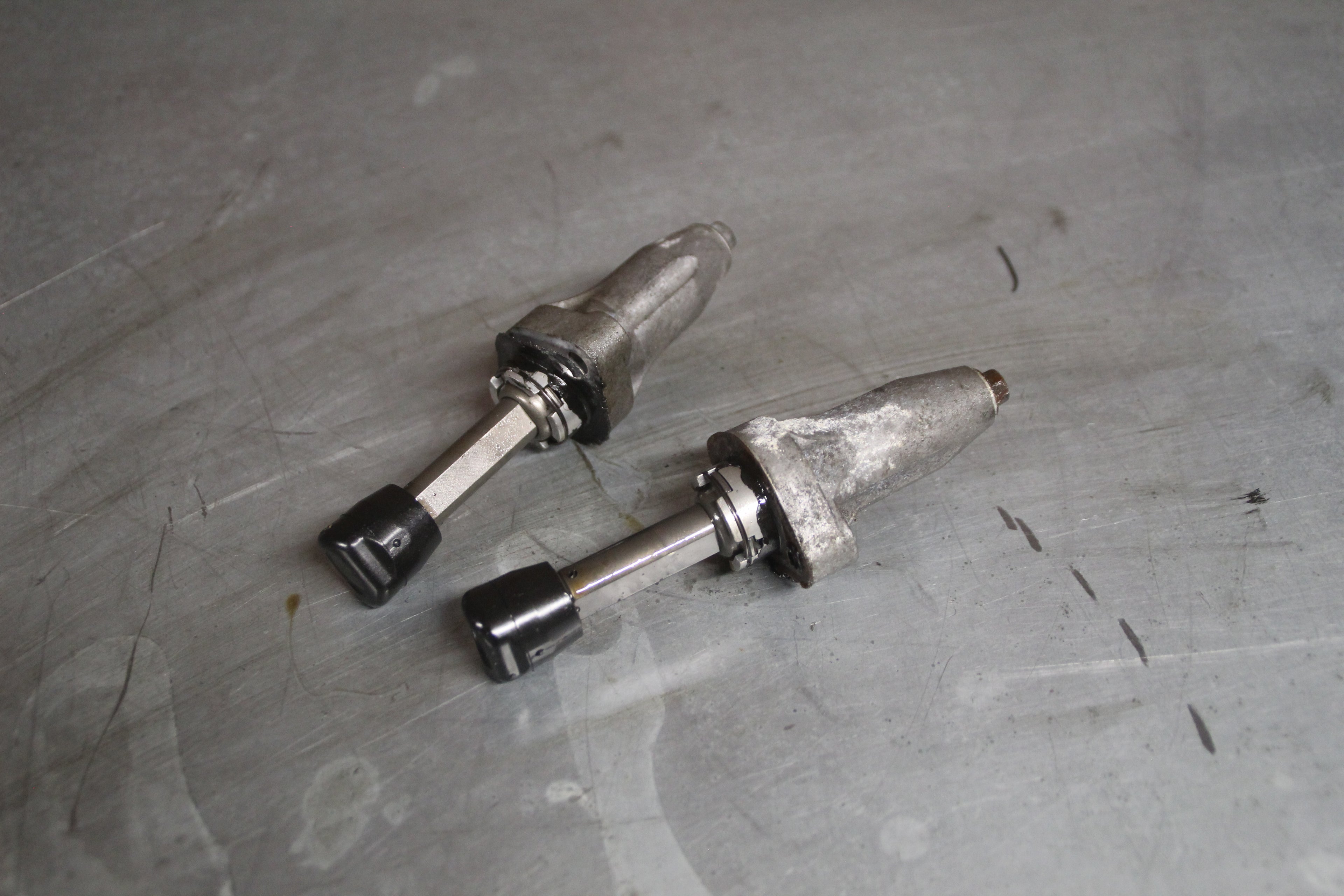 Honda VTR1000F nokkenas ketting spanners