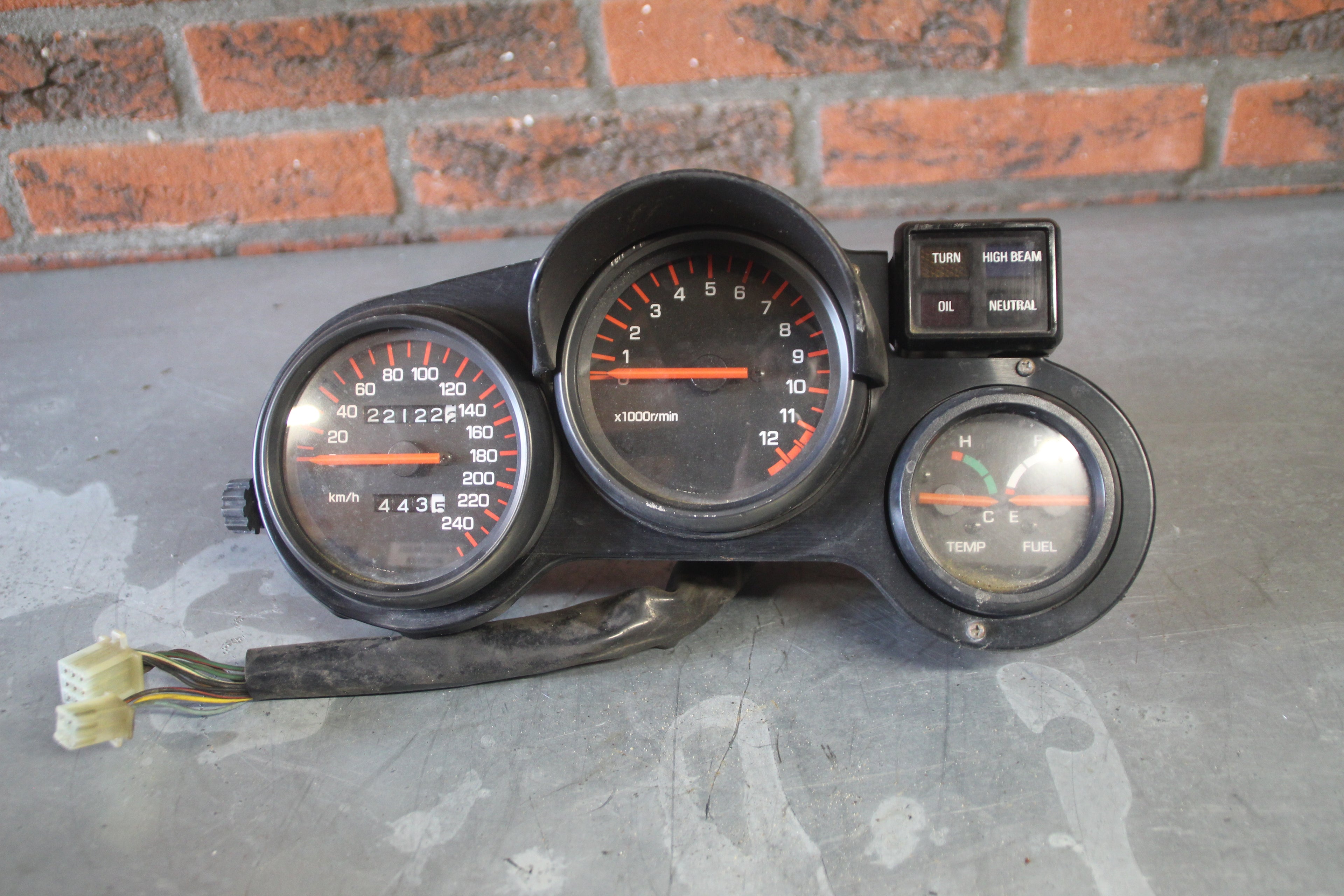 Yamaha FZ750 kilometerteller