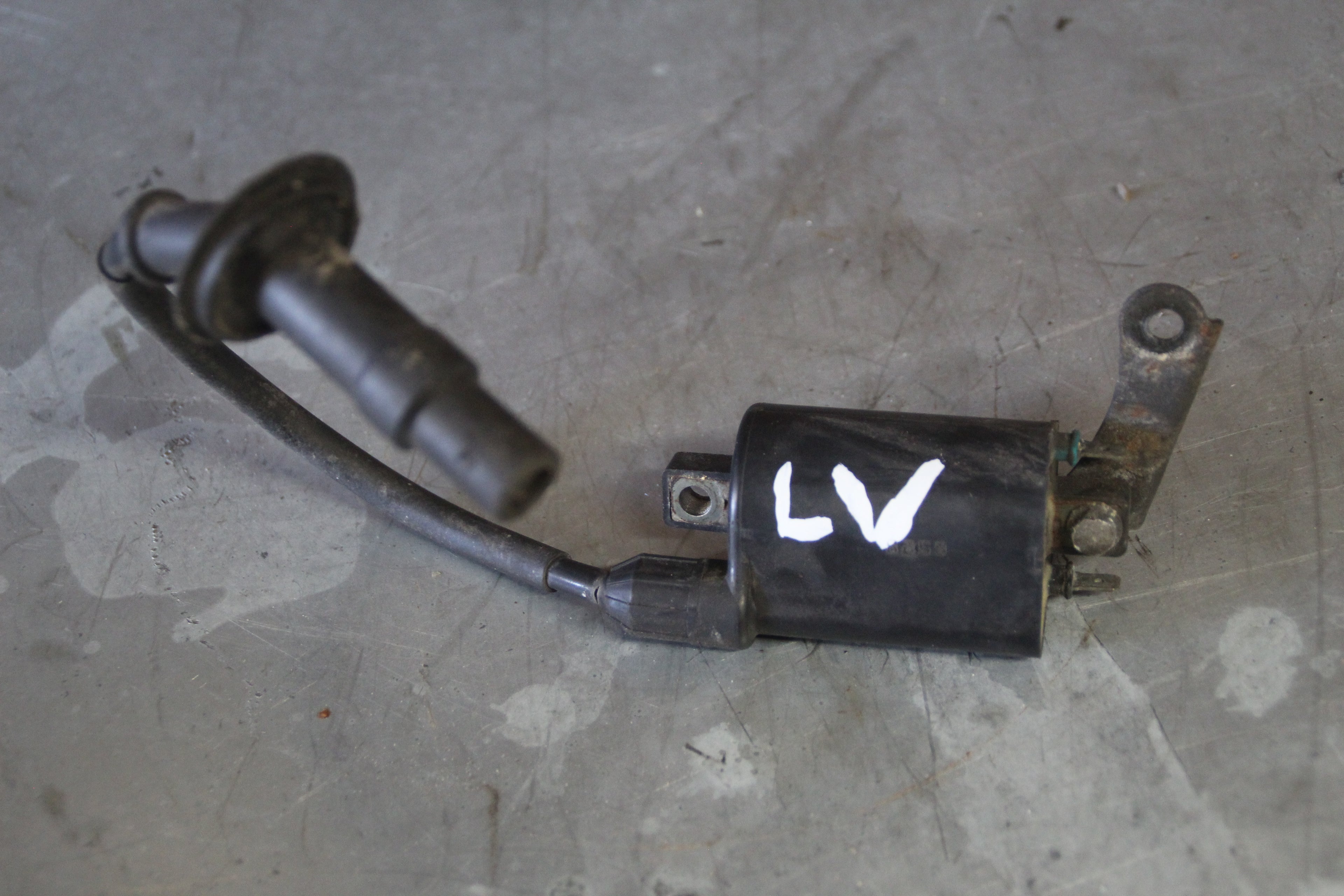 Honda VFR750 bobine links voor