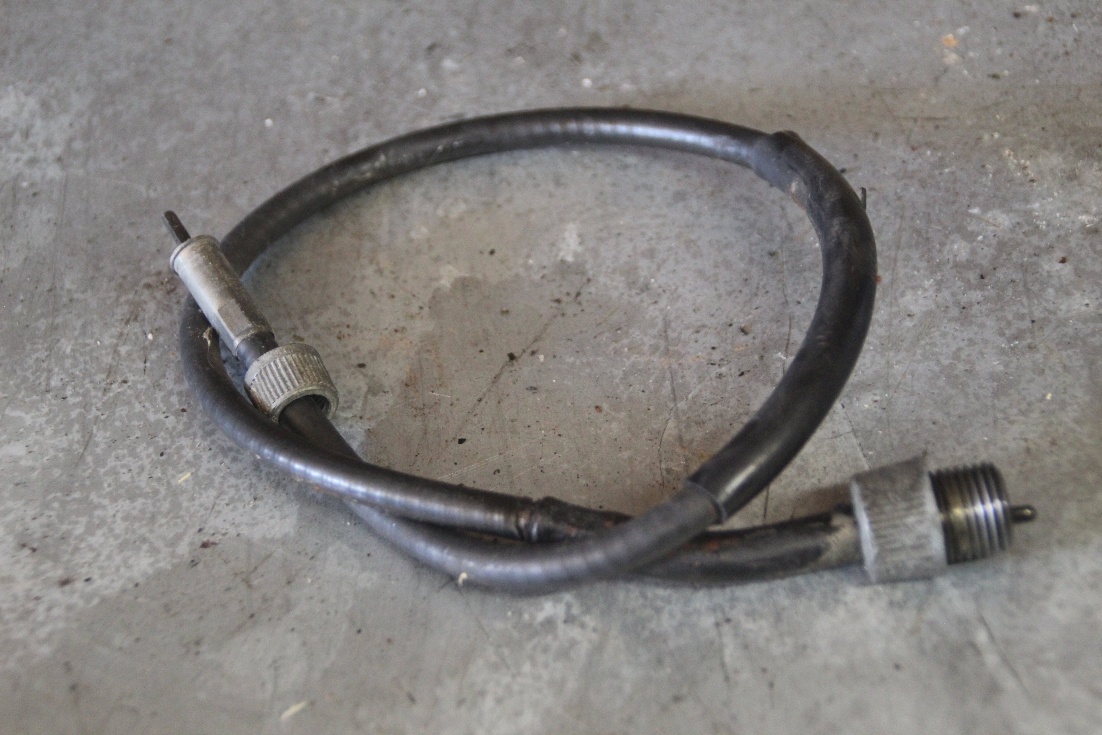 Yamaha XJ550 toerenteller kabel