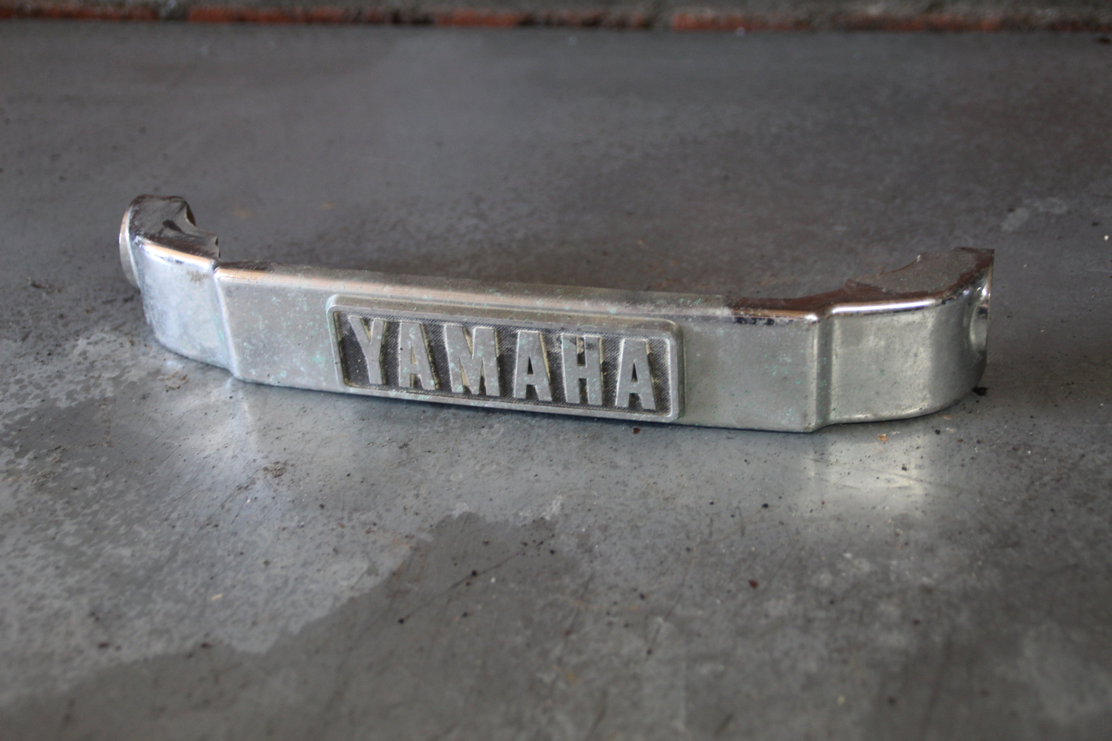 Yamaha XJ550 triple cover