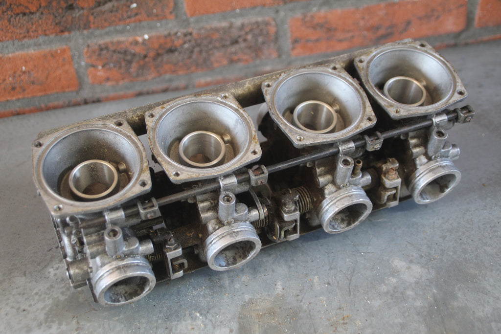 Yamaha XJ550 carburateur behuizing