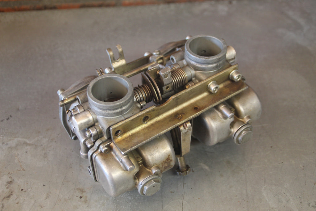 Suzuki GS450L carburateurs