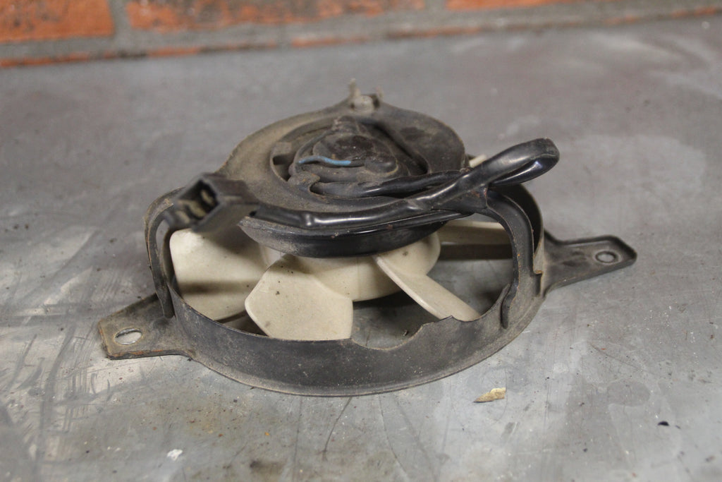Yamaha XJ700 radiator ventilator