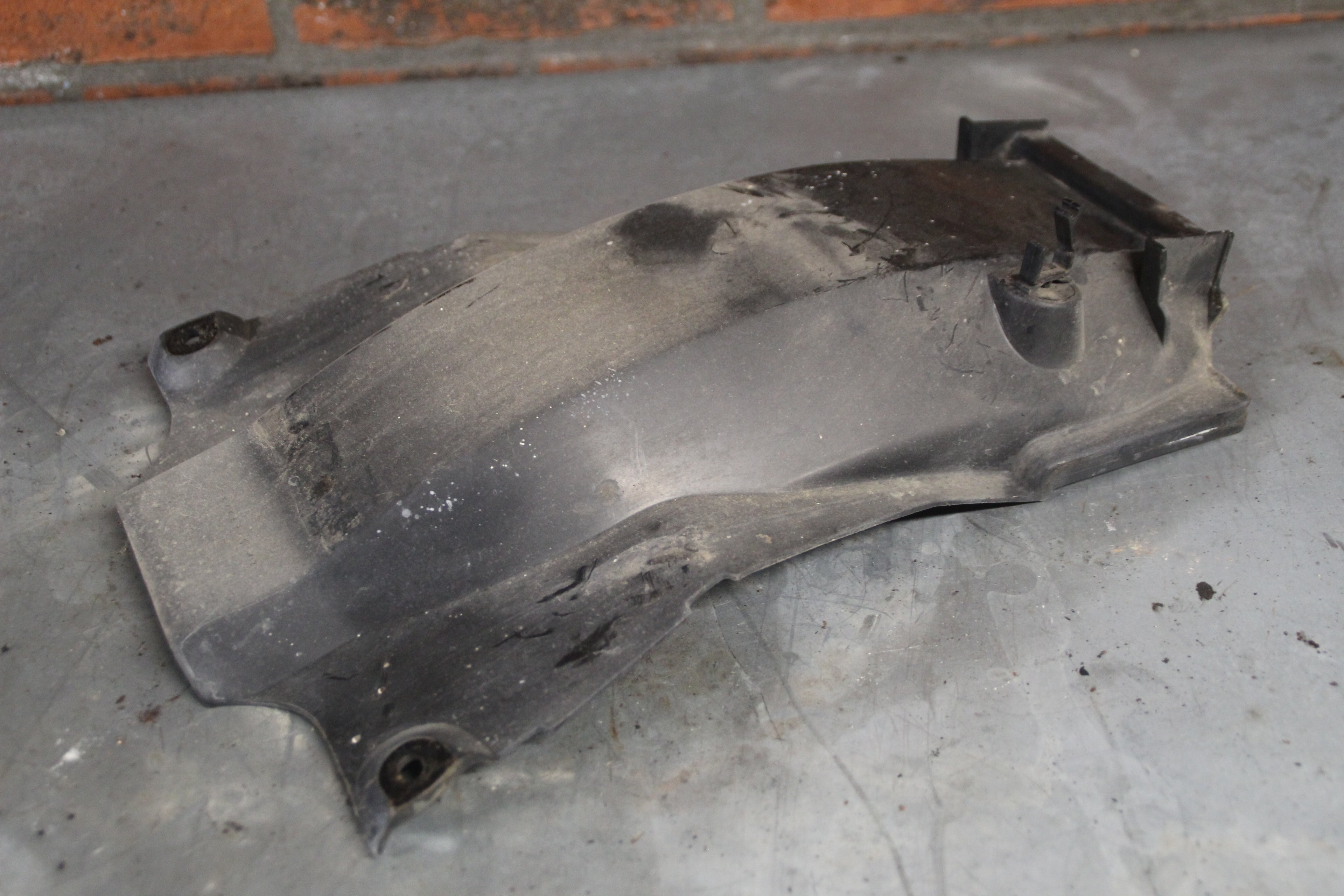 Yamaha XJ700 binnen spatbord