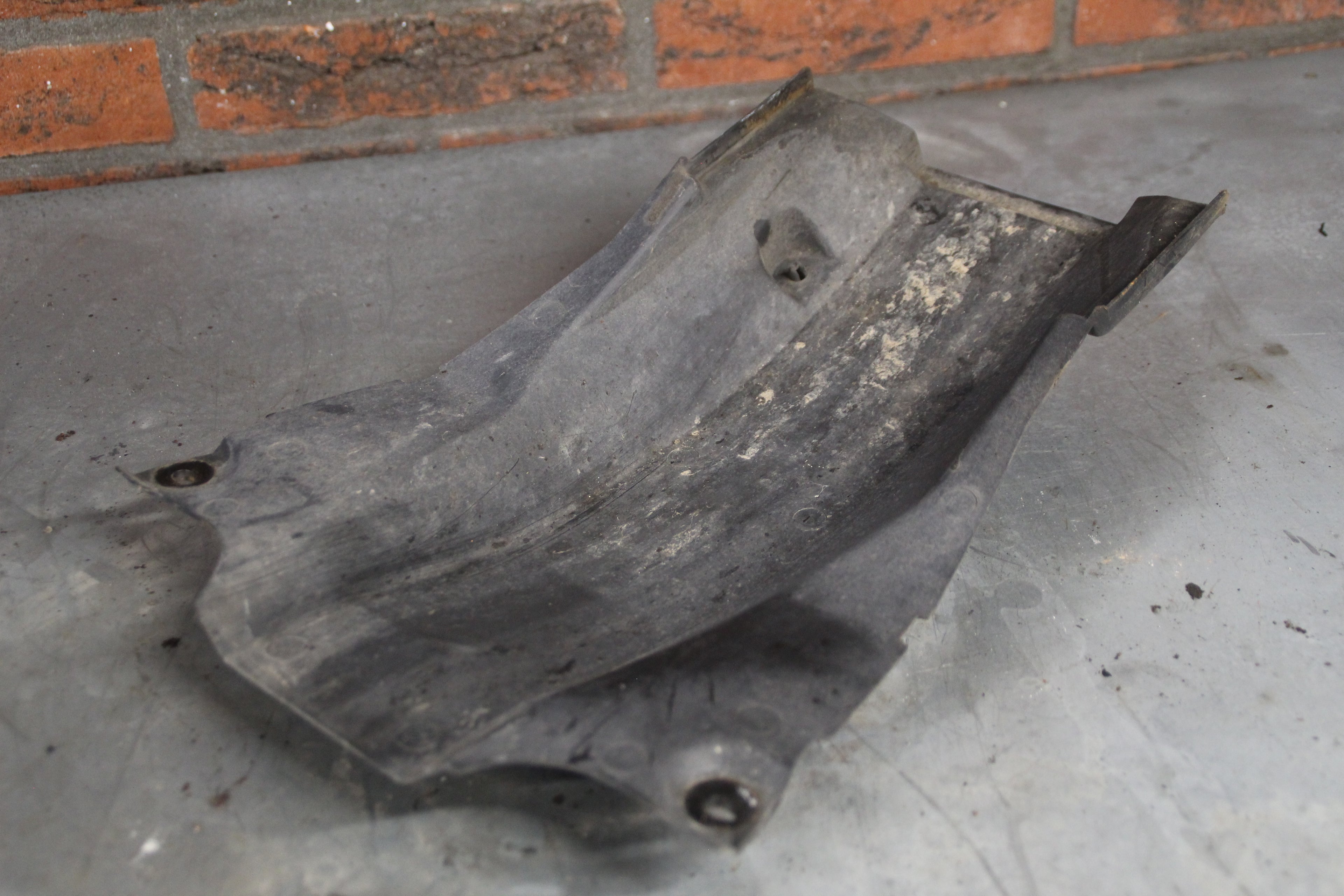 Yamaha XJ700 binnen spatbord