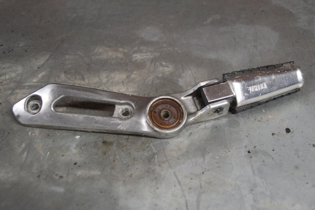 Yamaha XJ700 duosteun links
