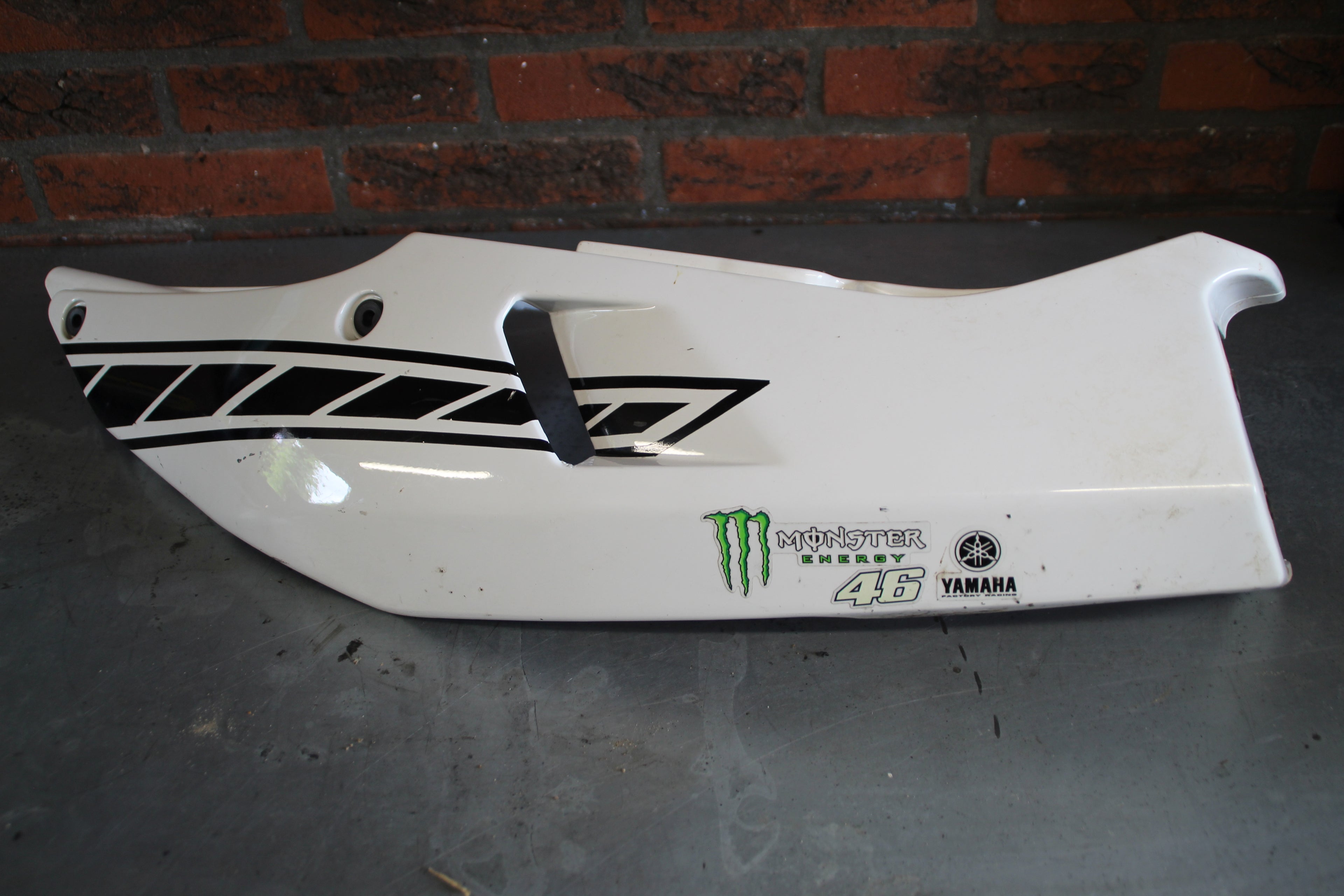 Yamaha FZR600 staartdeel links