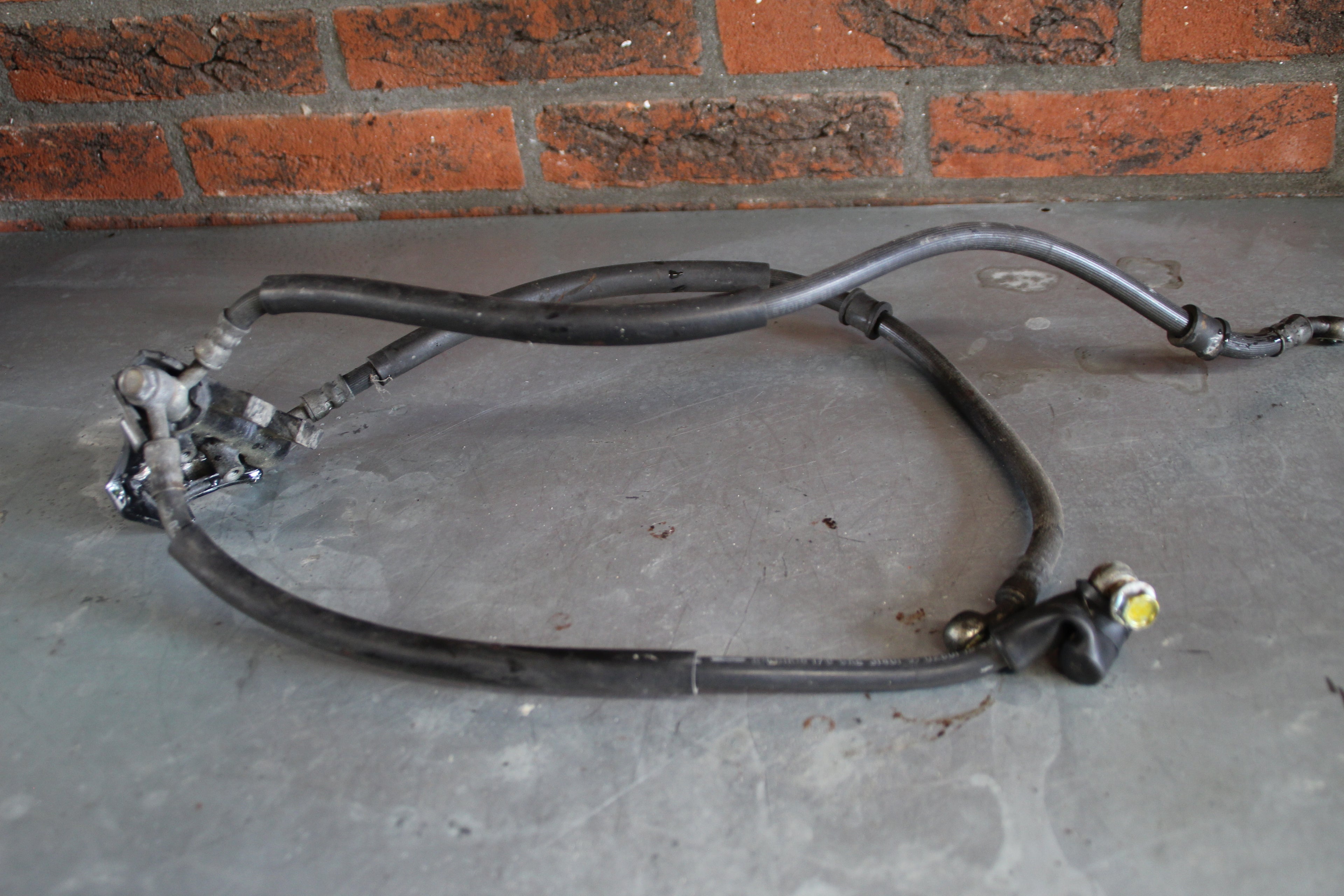 Honda VF750S remleiding
