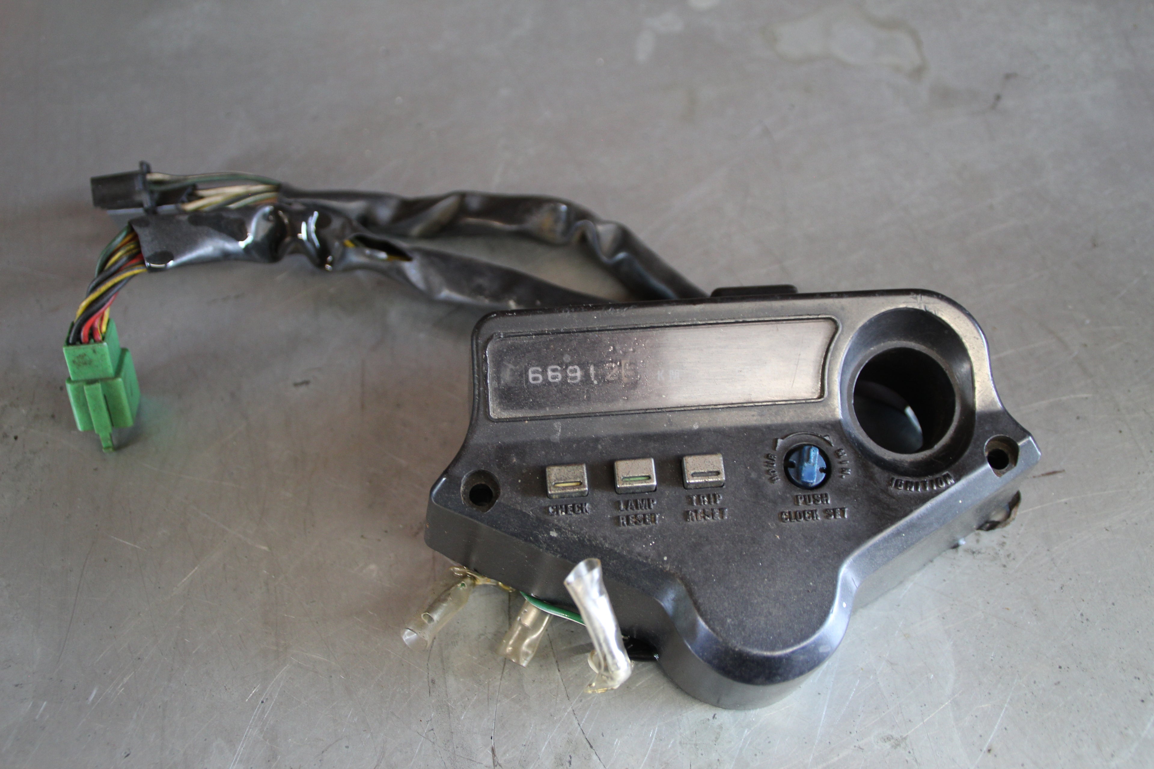 Honda VF750S teller unit