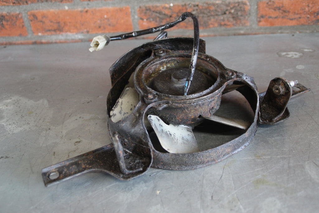 Honda VF750S radiator ventilator