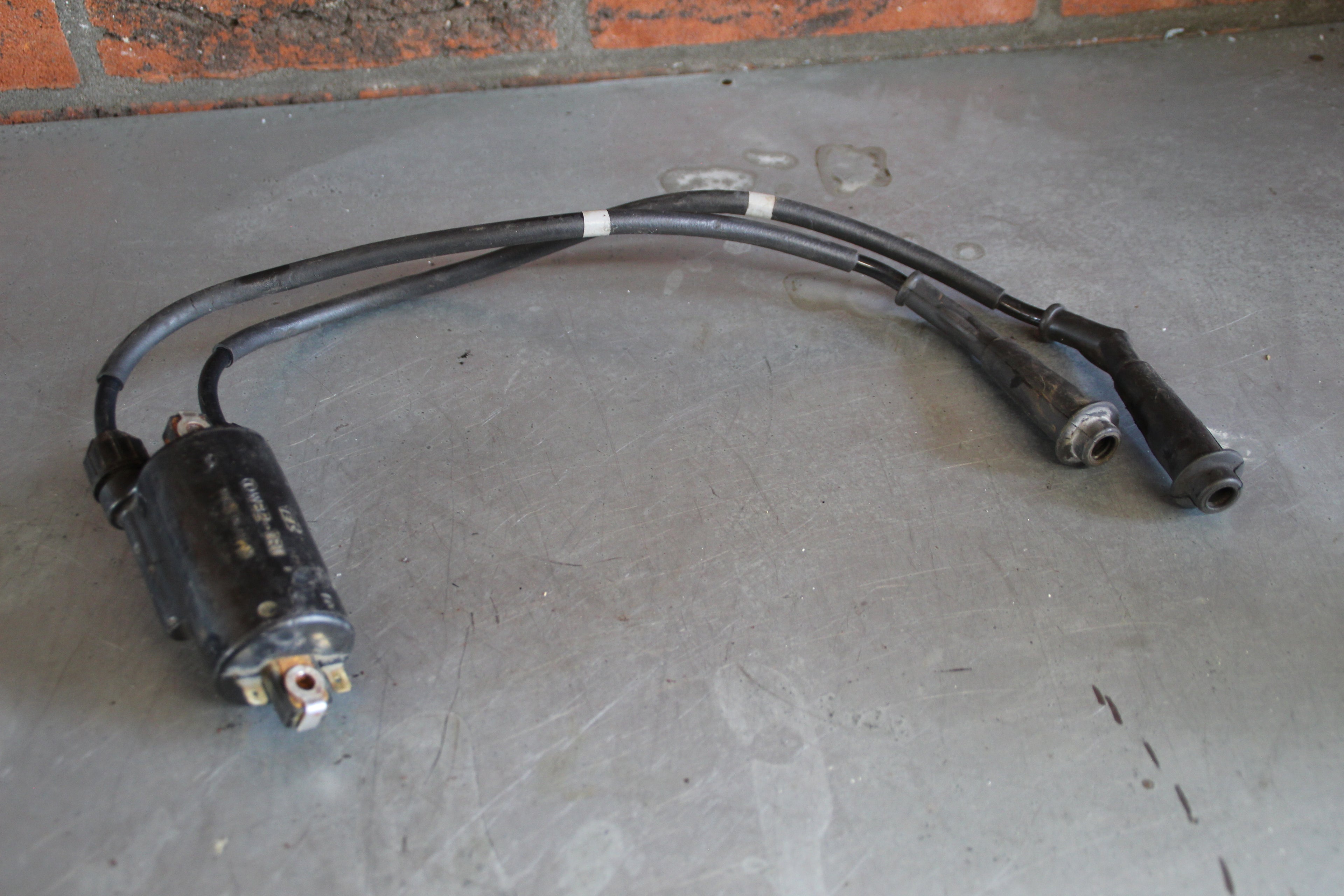 Honda VF750S bobine voor