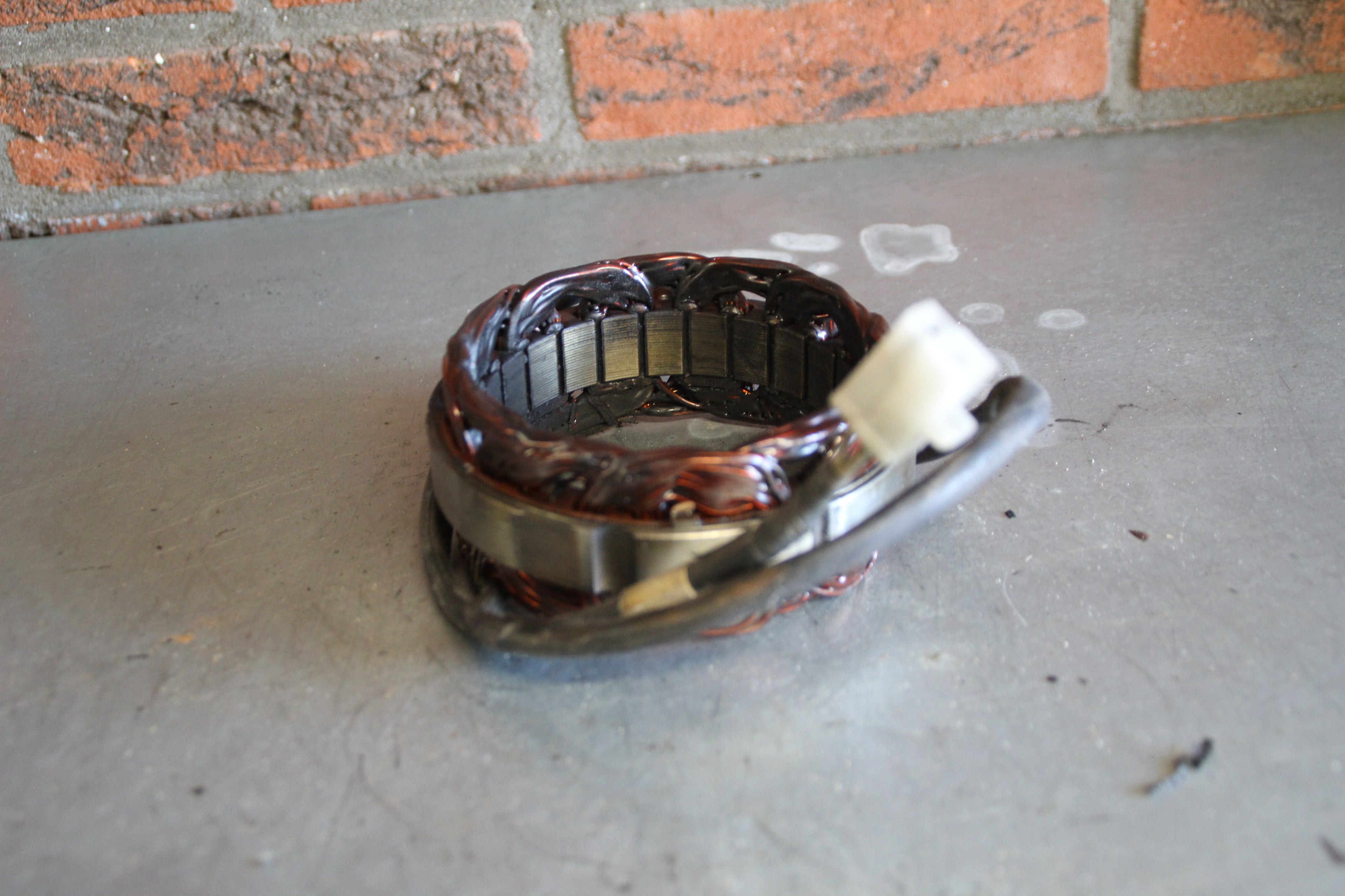 Yamaha XJ900F dynamo