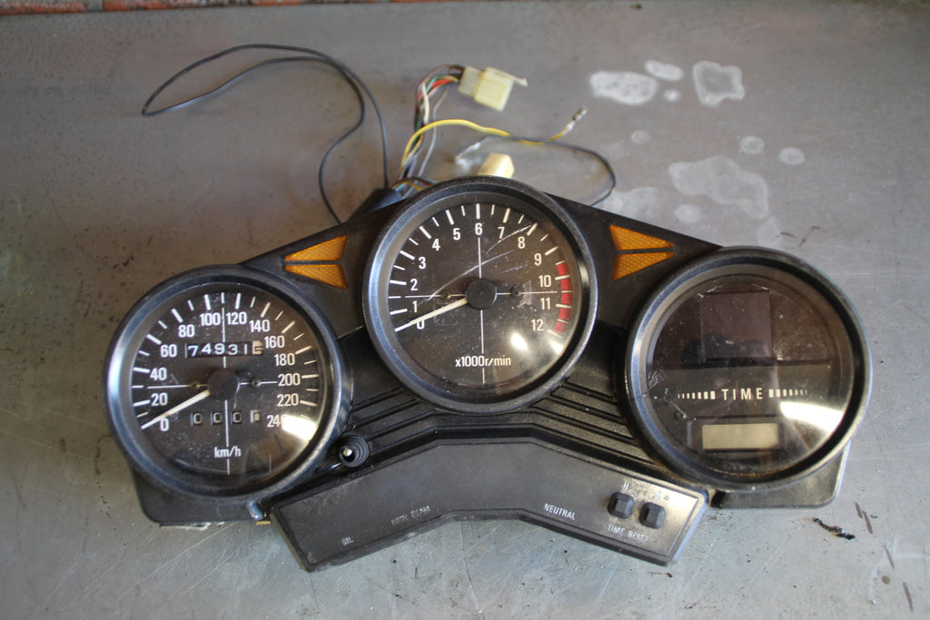 Yamaha XJ900F kilometerteller
