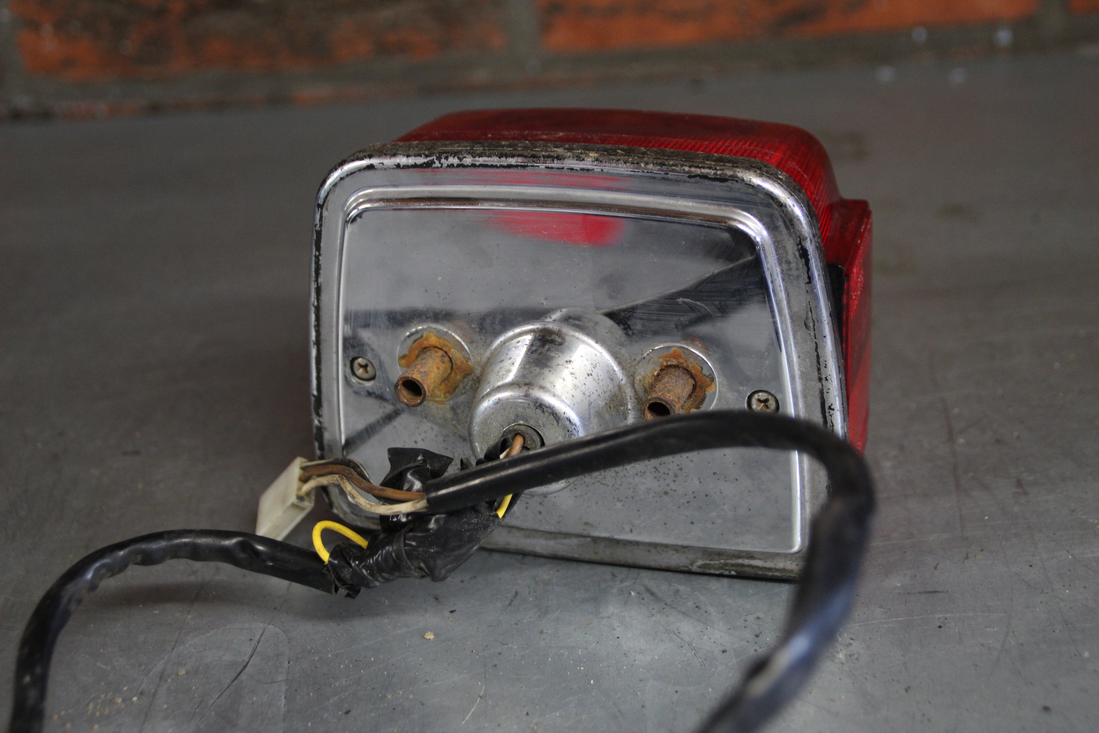 Suzuki GR650X achterlicht