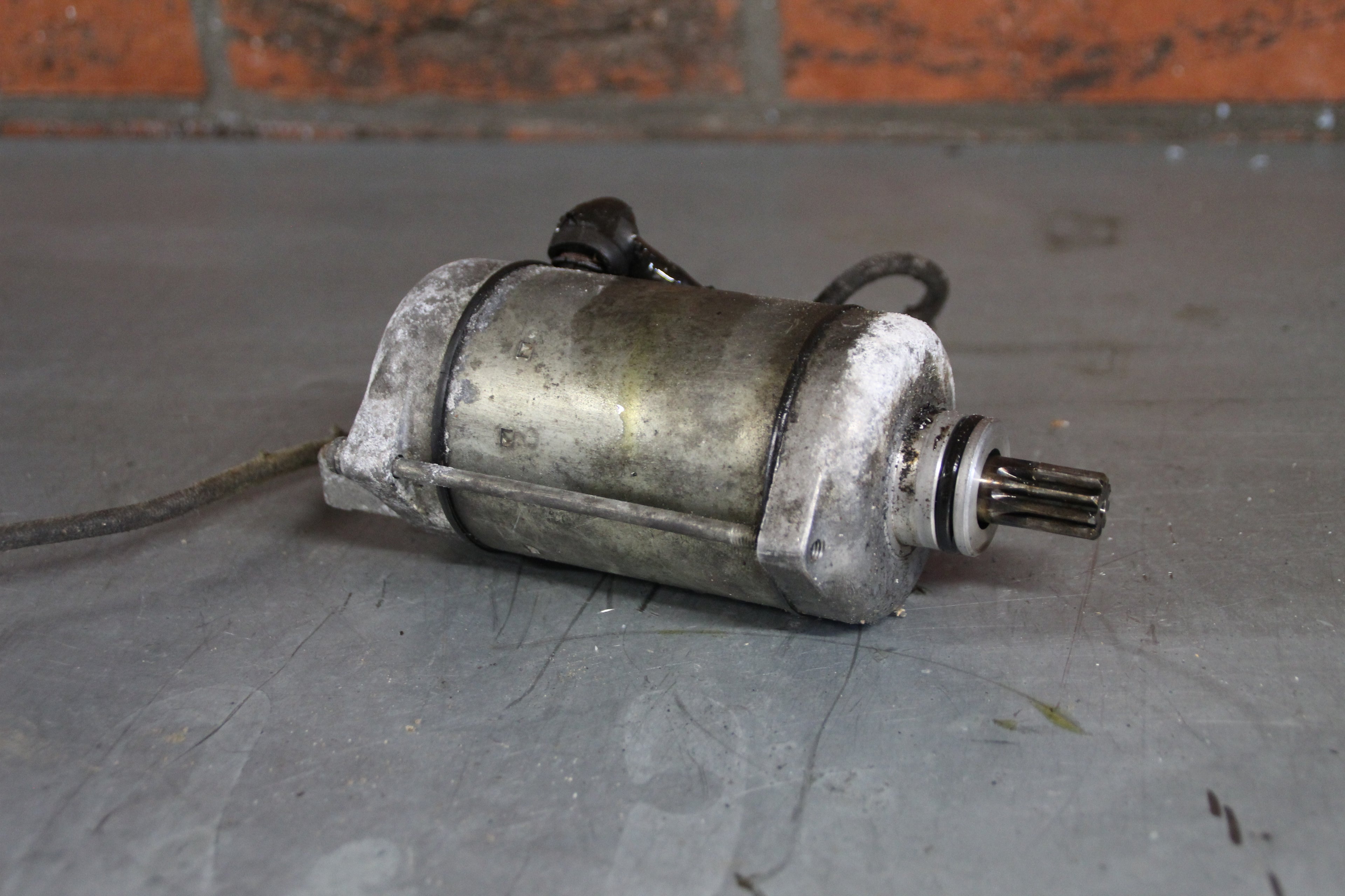 Suzuki GR650X startmotor