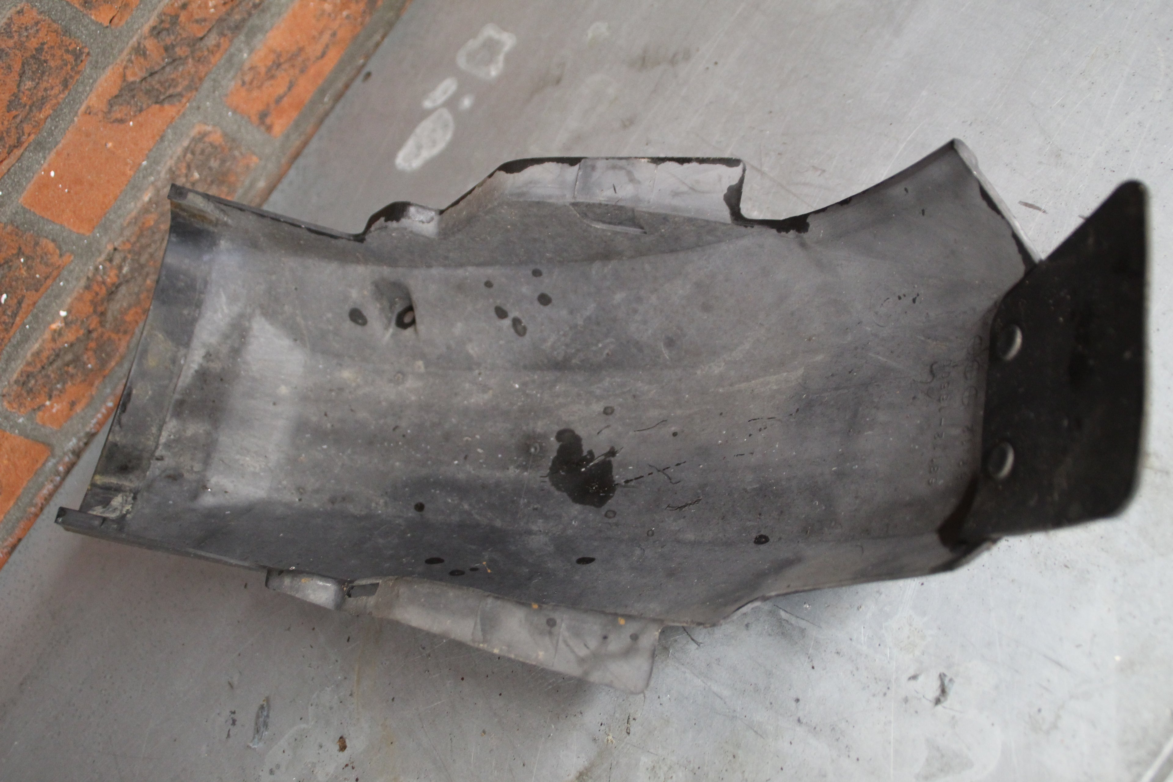 Suzuki GR650X binnenspatbord