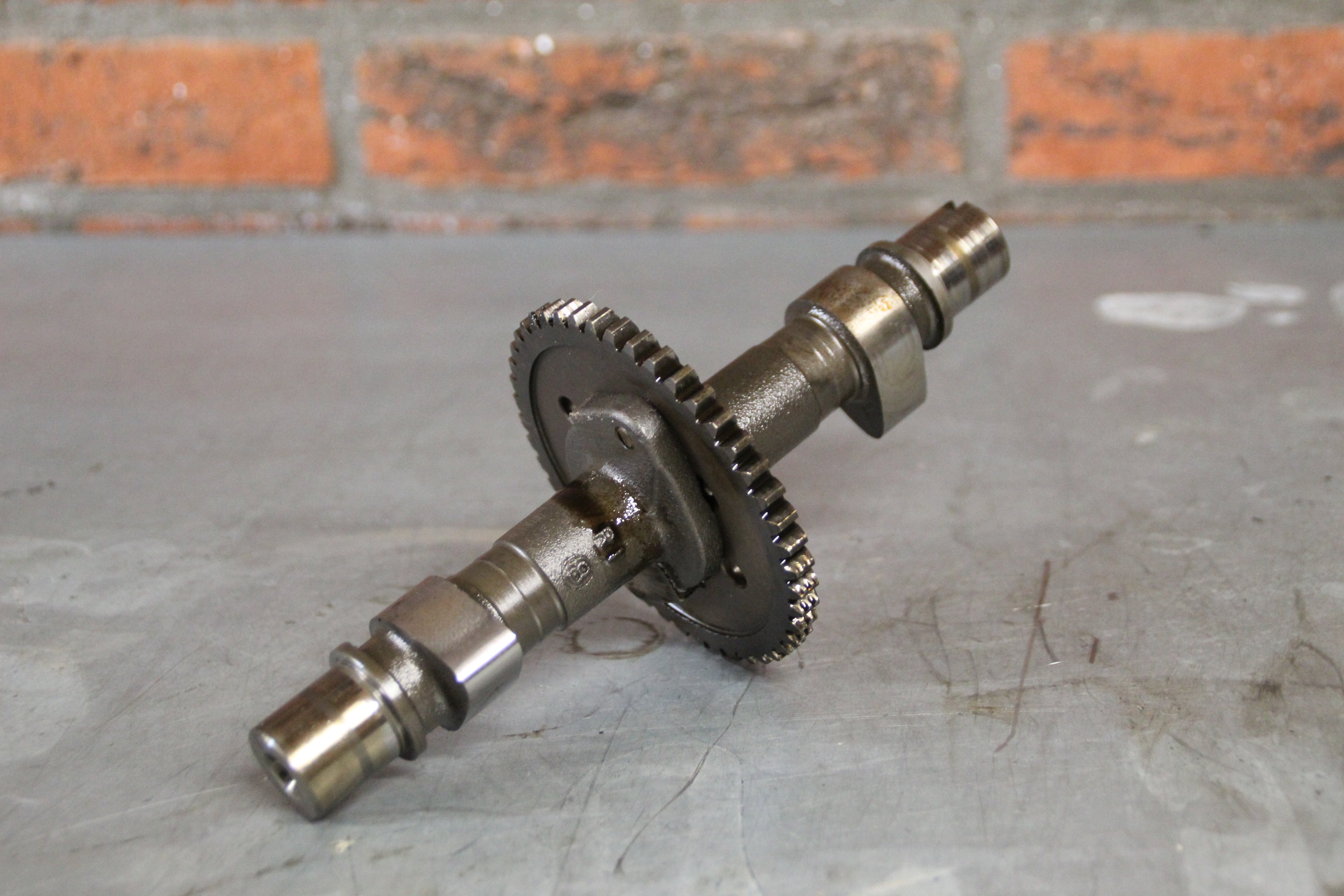 Suzuki GR650X nokkenas uitlaat