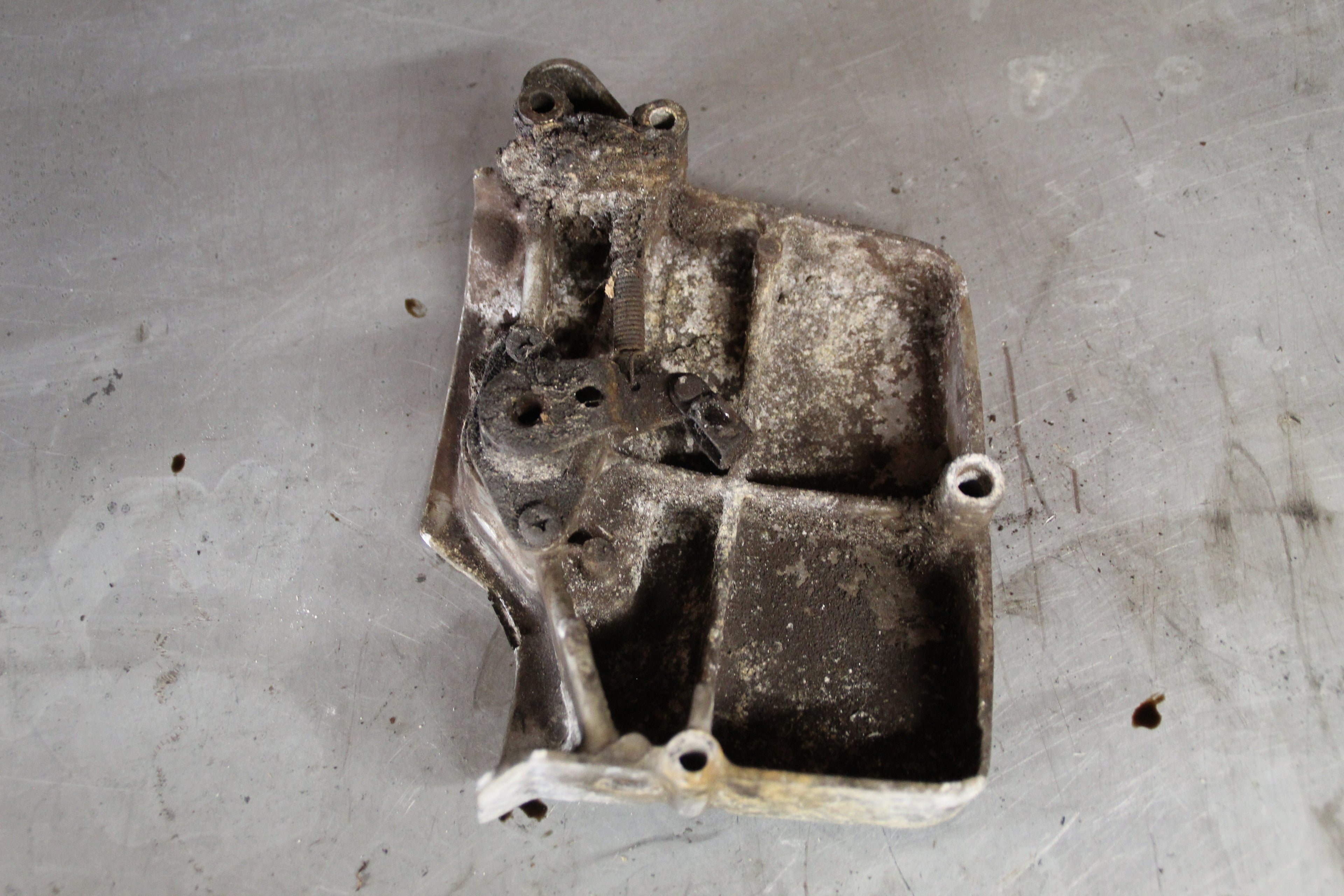 Suzuki GR650X tandwiel deksel