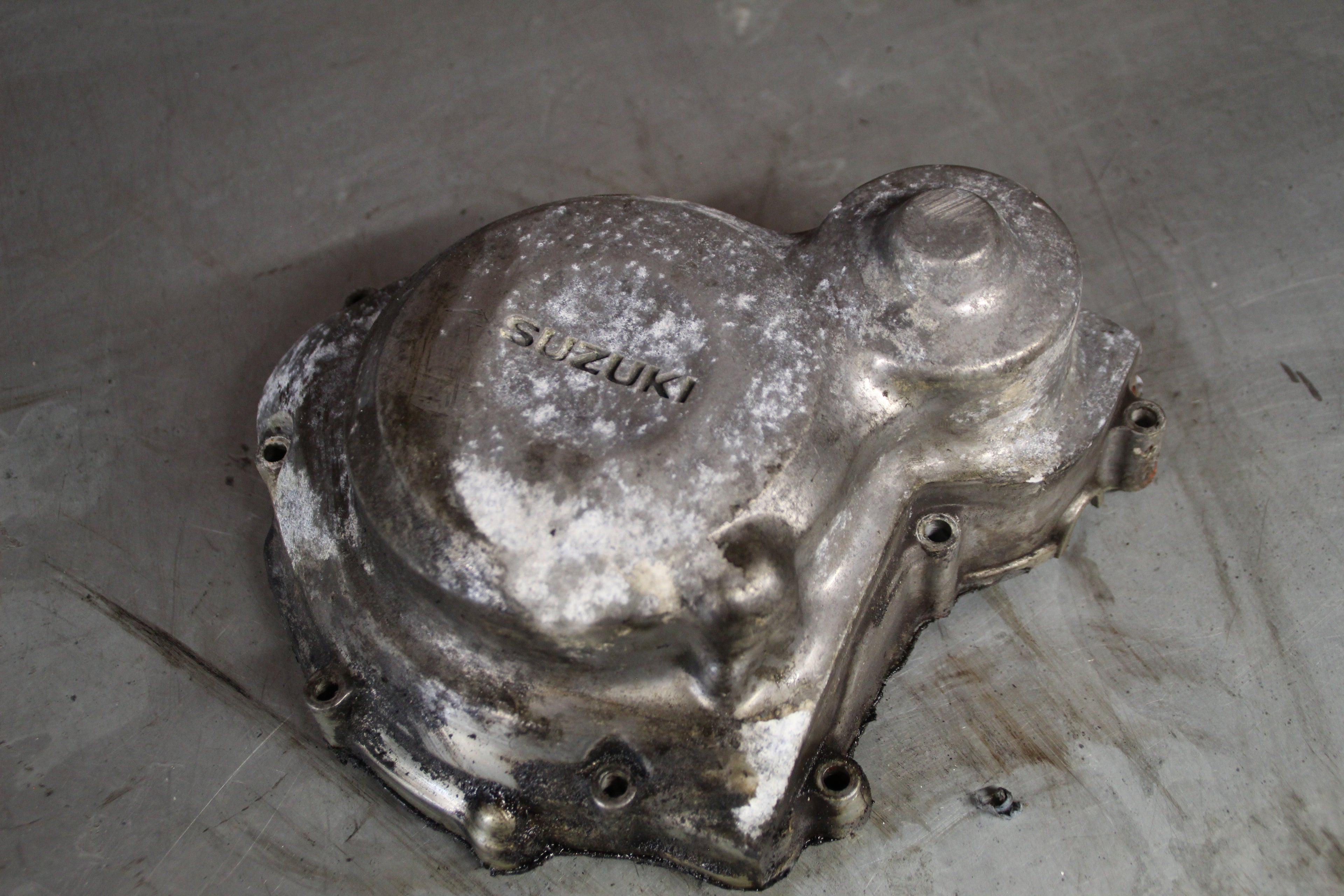 Suzuki GR650X starter deksel