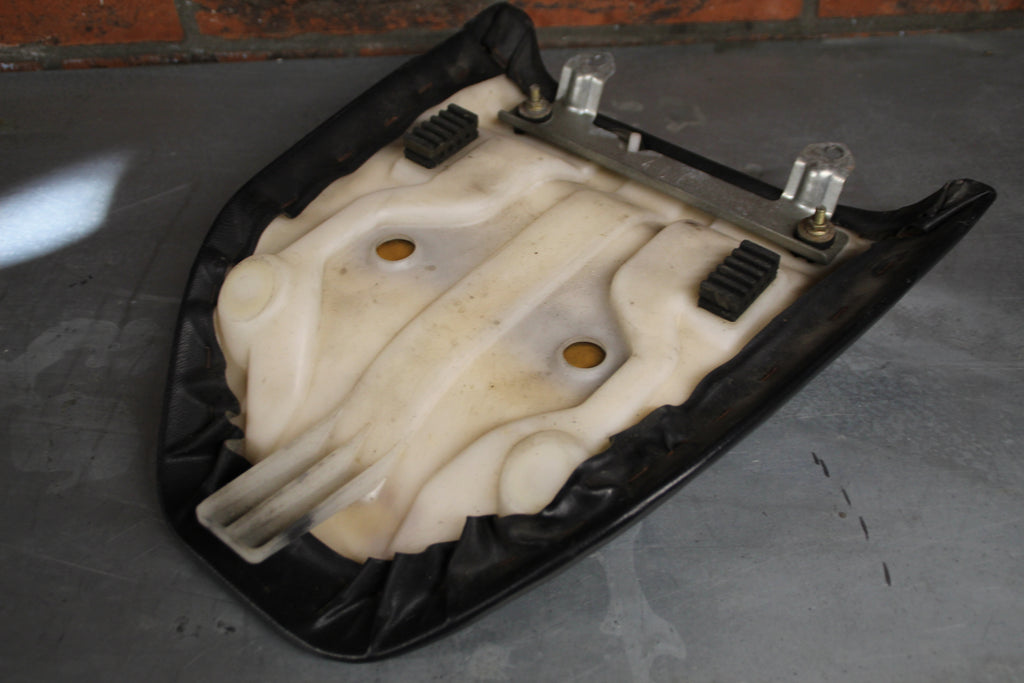 Suzuki GSXR1100W zadel passagier