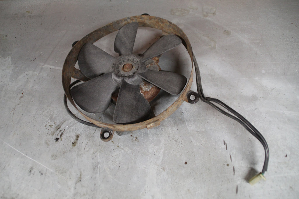 Honda PC800 radiator ventilator